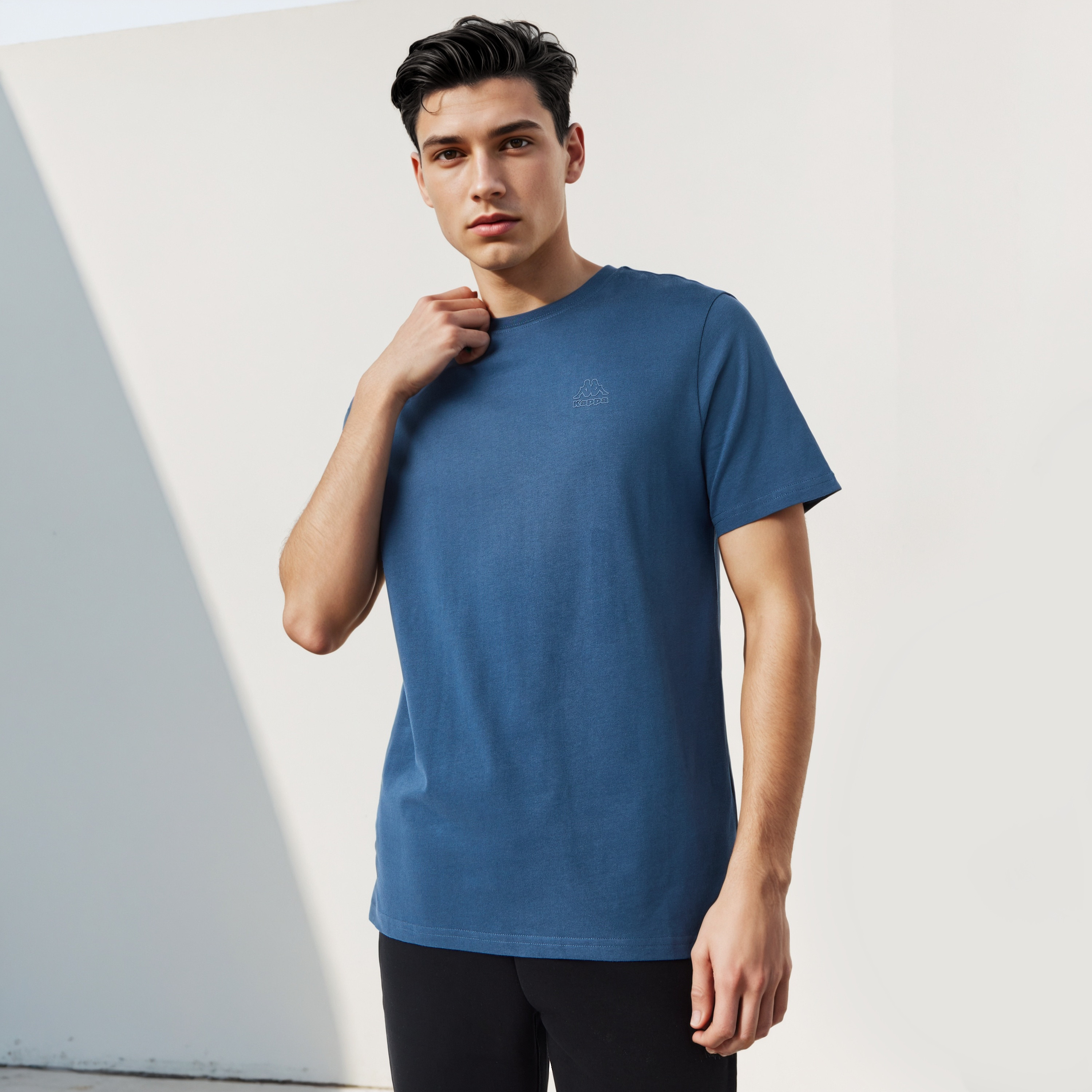 Kappa Logo Embossed T-shirt-men-clothing-sportswearandactivewear-tshirtsandpolos-image-1