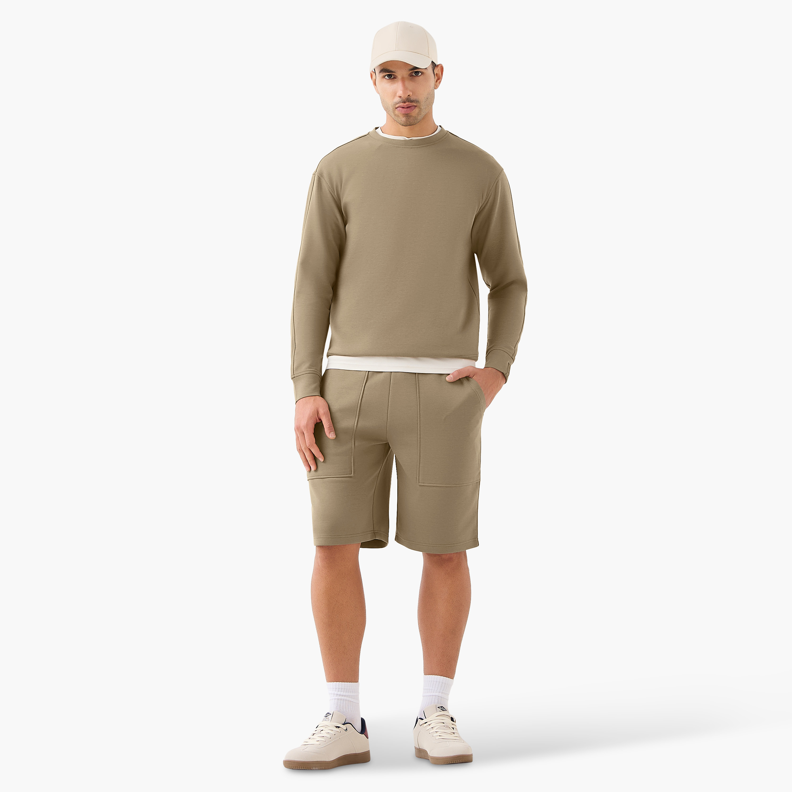 سويت شيرت للرجال من لوف بانغولين-men-winterwear-hoodiesandsweatshirts-image-4