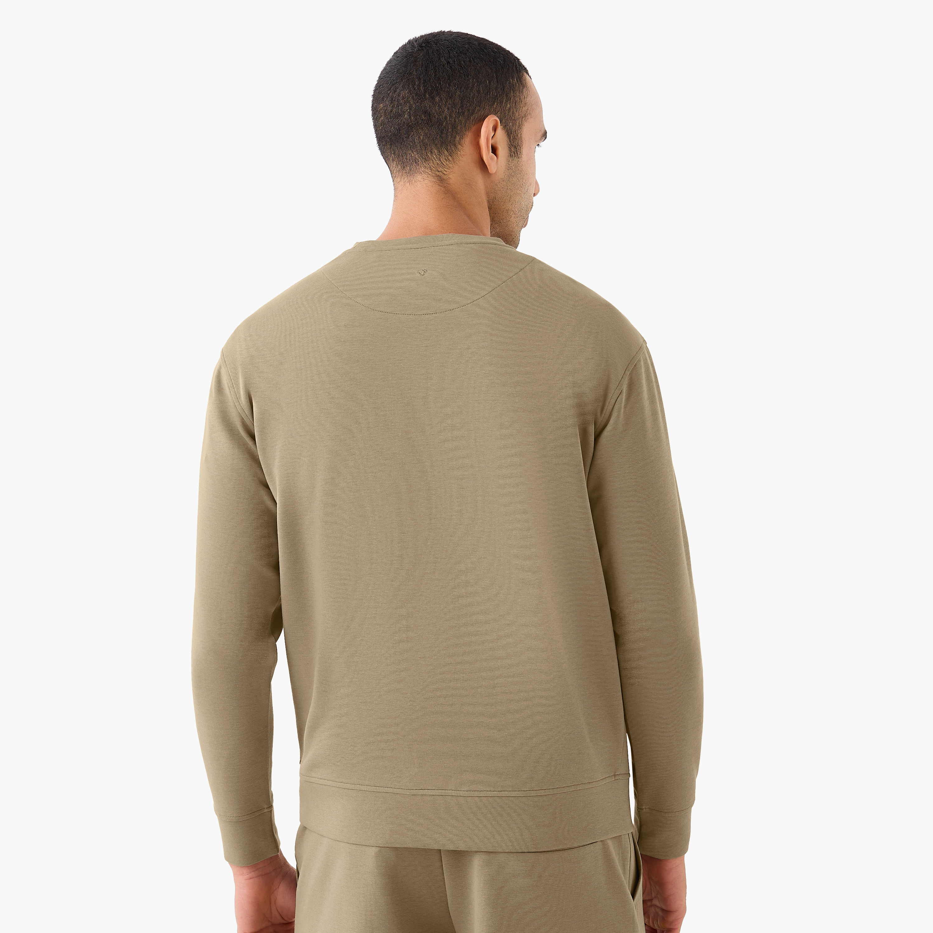 سويت شيرت للرجال من لوف بانغولين-men-winterwear-hoodiesandsweatshirts-image-3