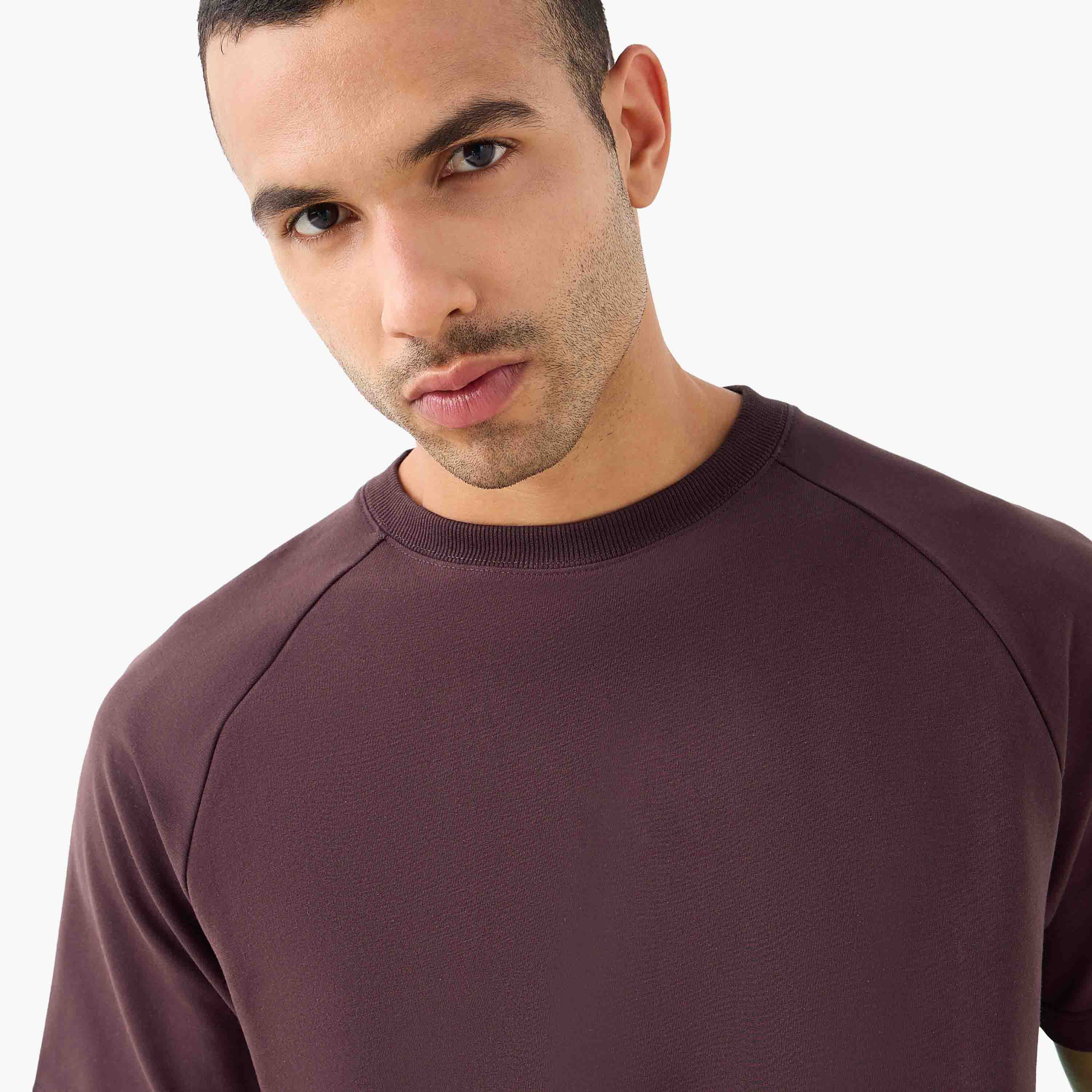 تيشيرت فضفاض بأكمام راجلان للرجال من لوف بانغولين-men-clothing-sportswearandactivewear-tshirtsandpolos-image-4