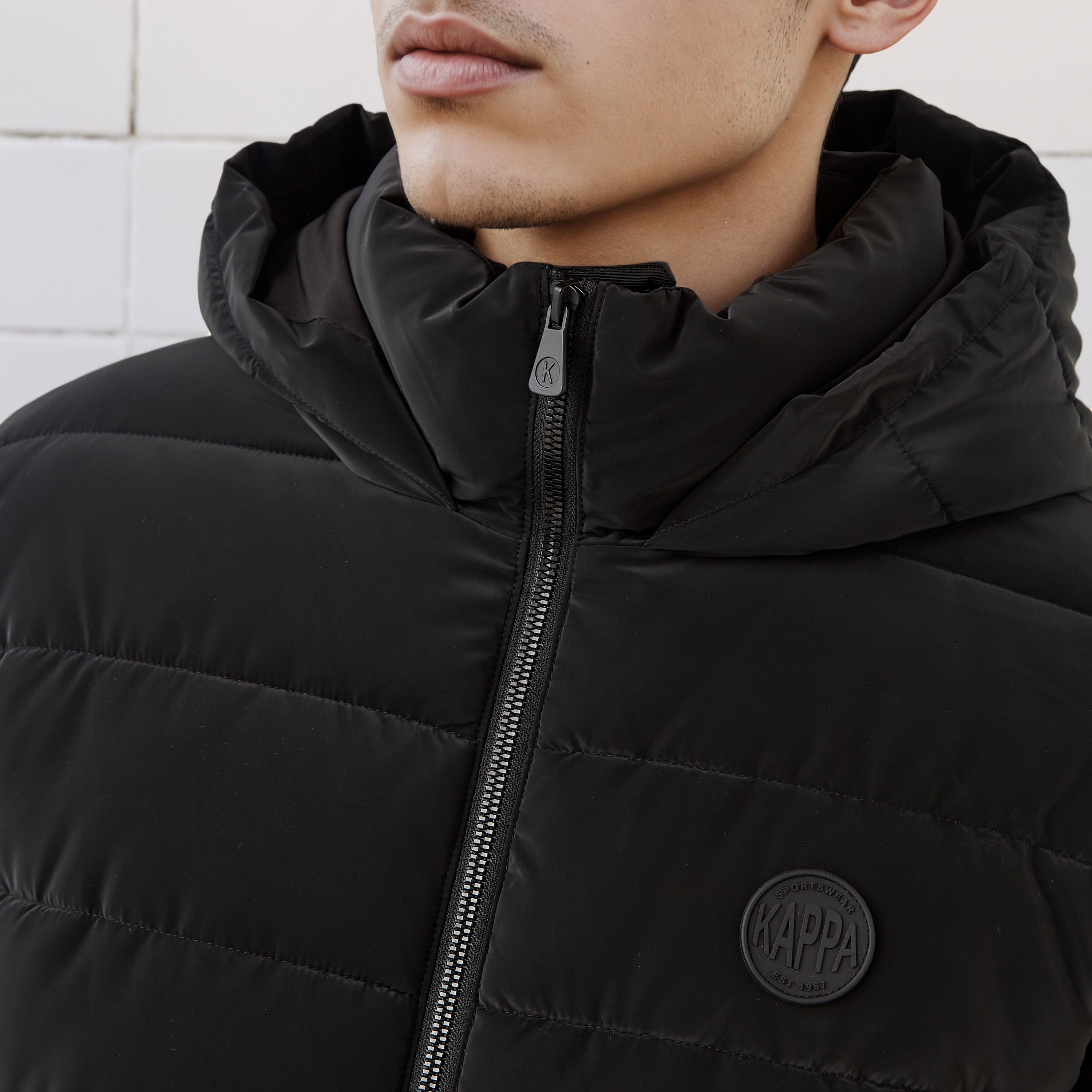 جاكيت منفوخ بقصّة عادية وقبعة للرجال من كابا-men-clothing-jacketsandblazers-jackets-image-17