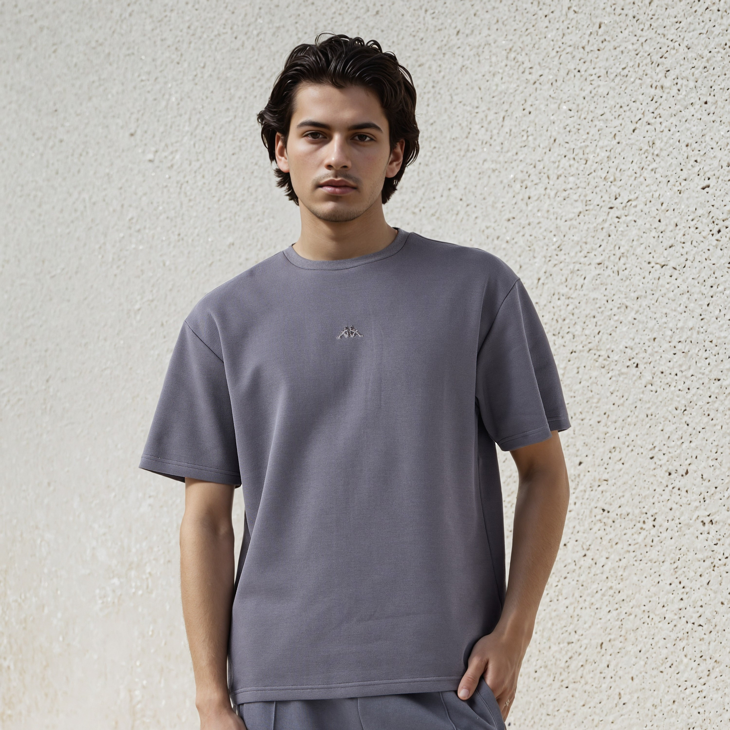 تيشيرت رجالي بزينة شريط من كابا-men-clothing-sportswearandactivewear-tshirtsandpolos-image-1