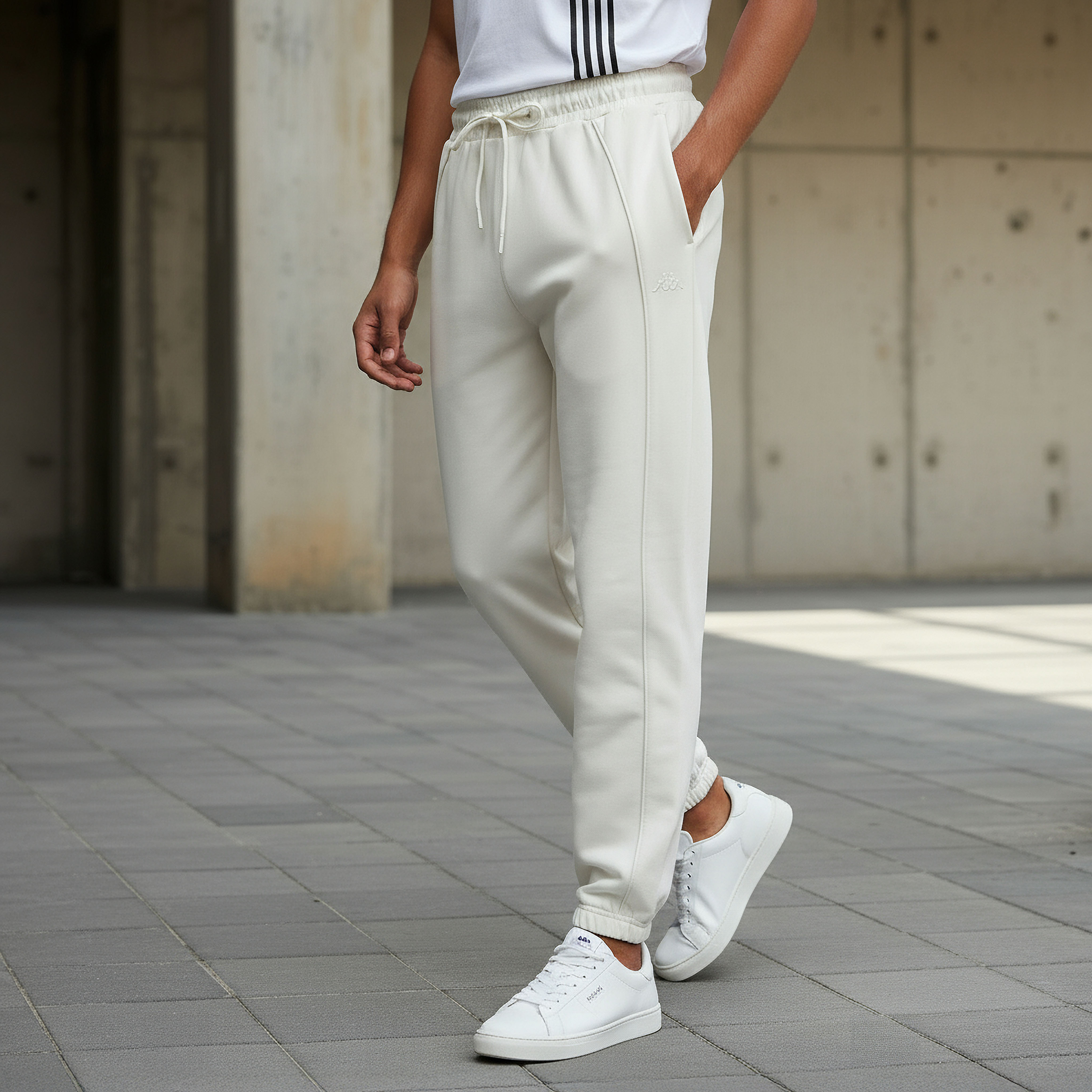 بنطلون رياضي برباط خصر للرجال من كابا-men-clothing-sportswearandactivewear-bottoms-joggers-image-5