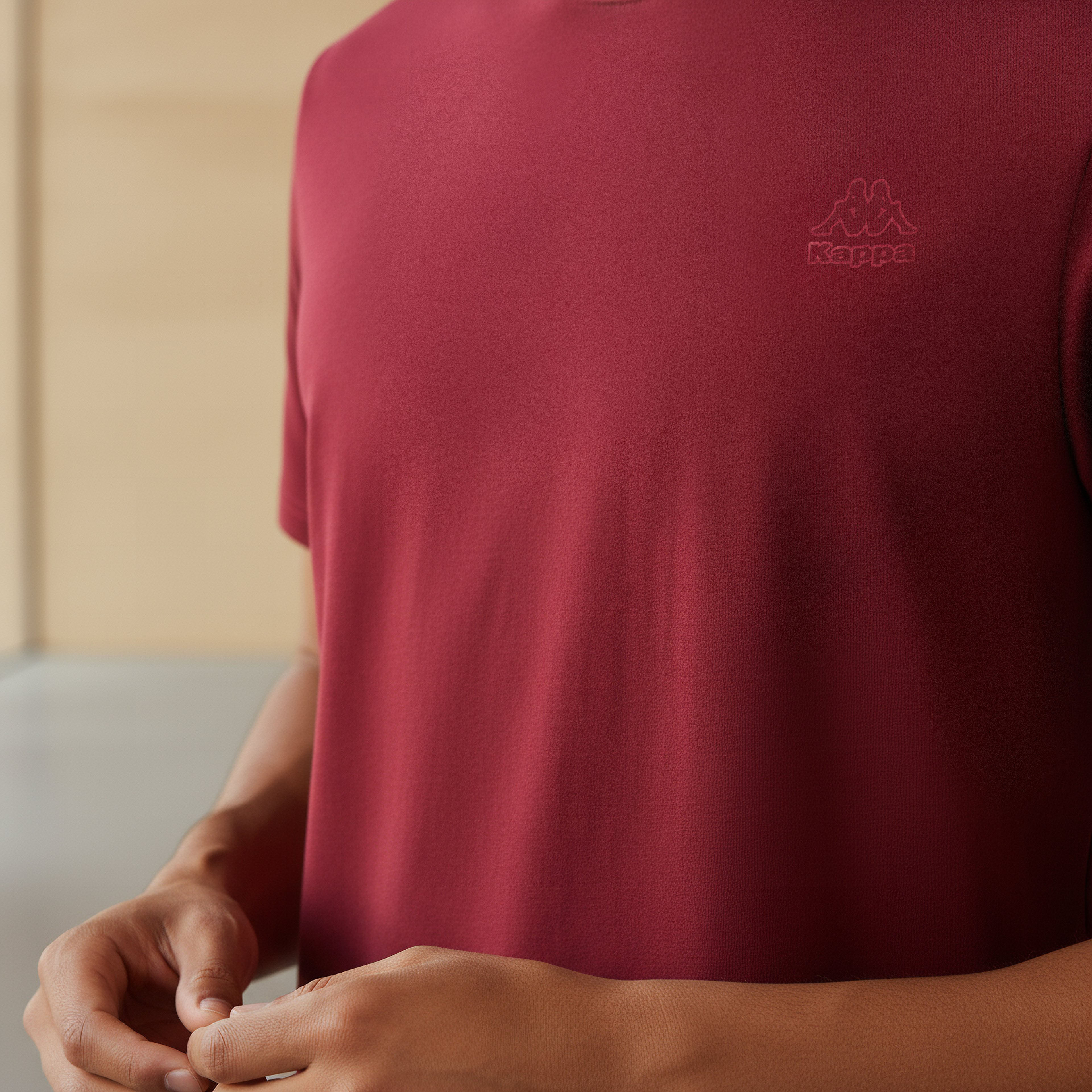 Kappa Men Logo Print T-shirt-men-clothing-sportswearandactivewear-tshirtsandpolos-image-4