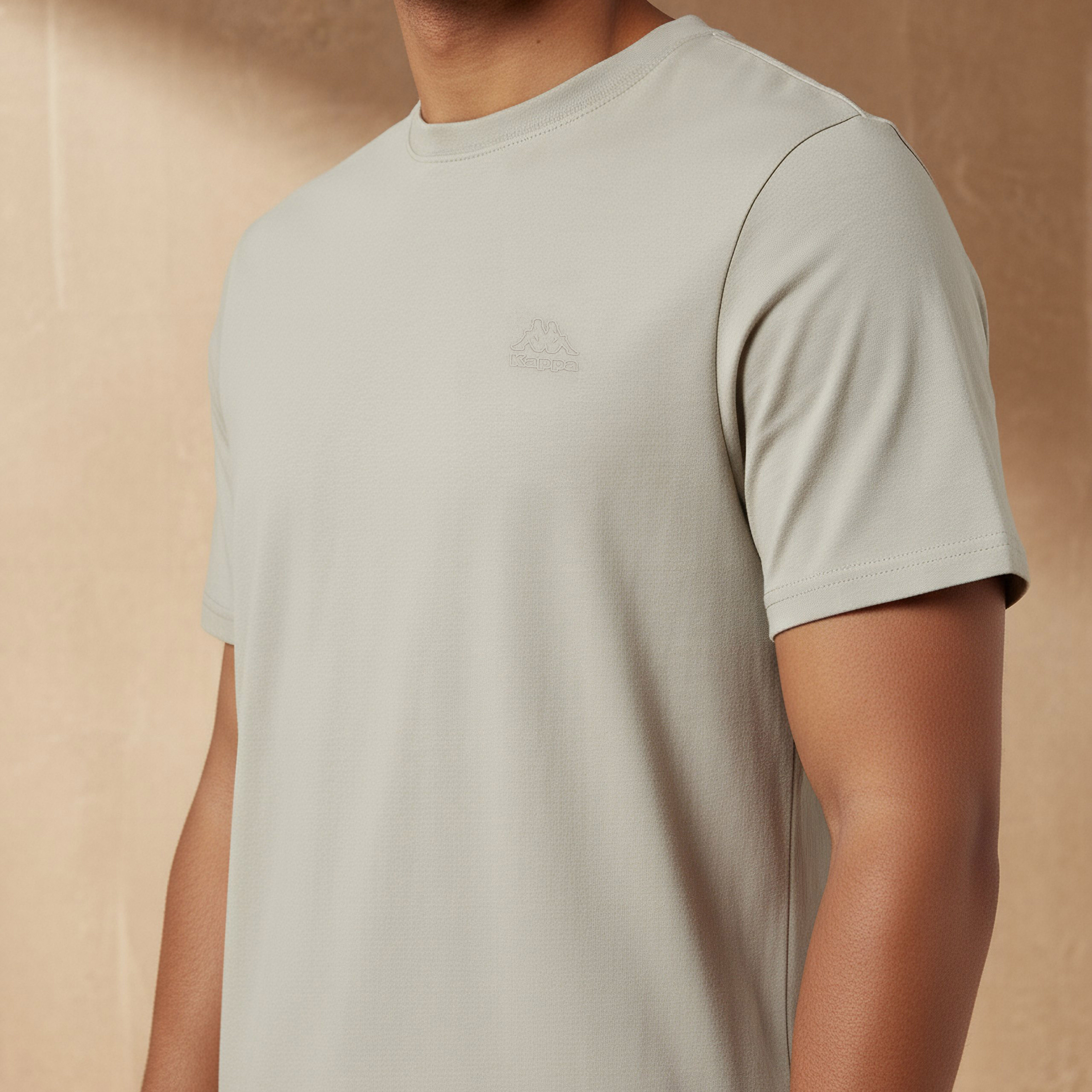 Kappa Men Logo Print T-shirt-men-clothing-sportswearandactivewear-tshirtsandpolos-image-4