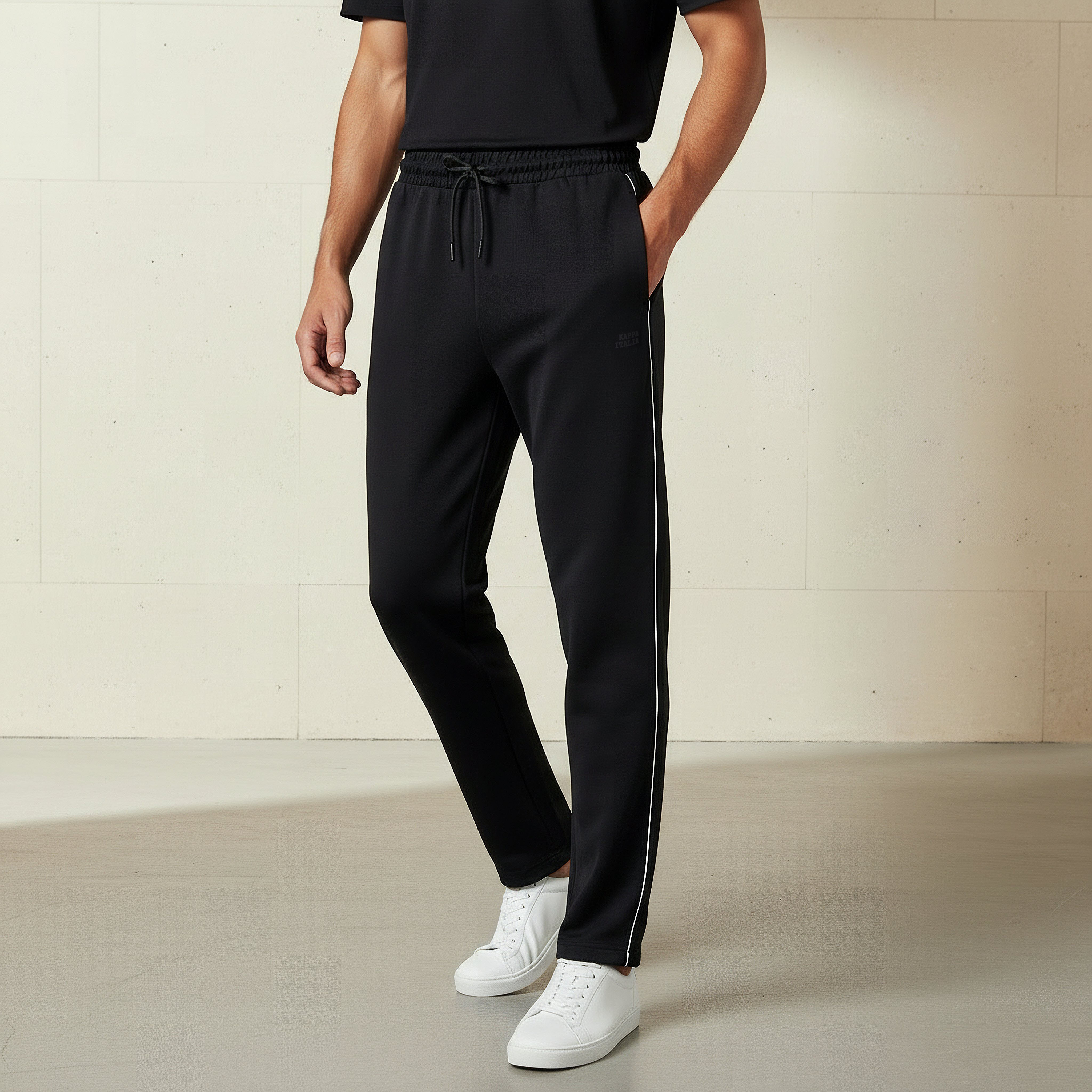 بنطلون رياضي مطاطي بقصة عادية للرجال من كابا-men-clothing-sportswearandactivewear-bottoms-joggers-image-4