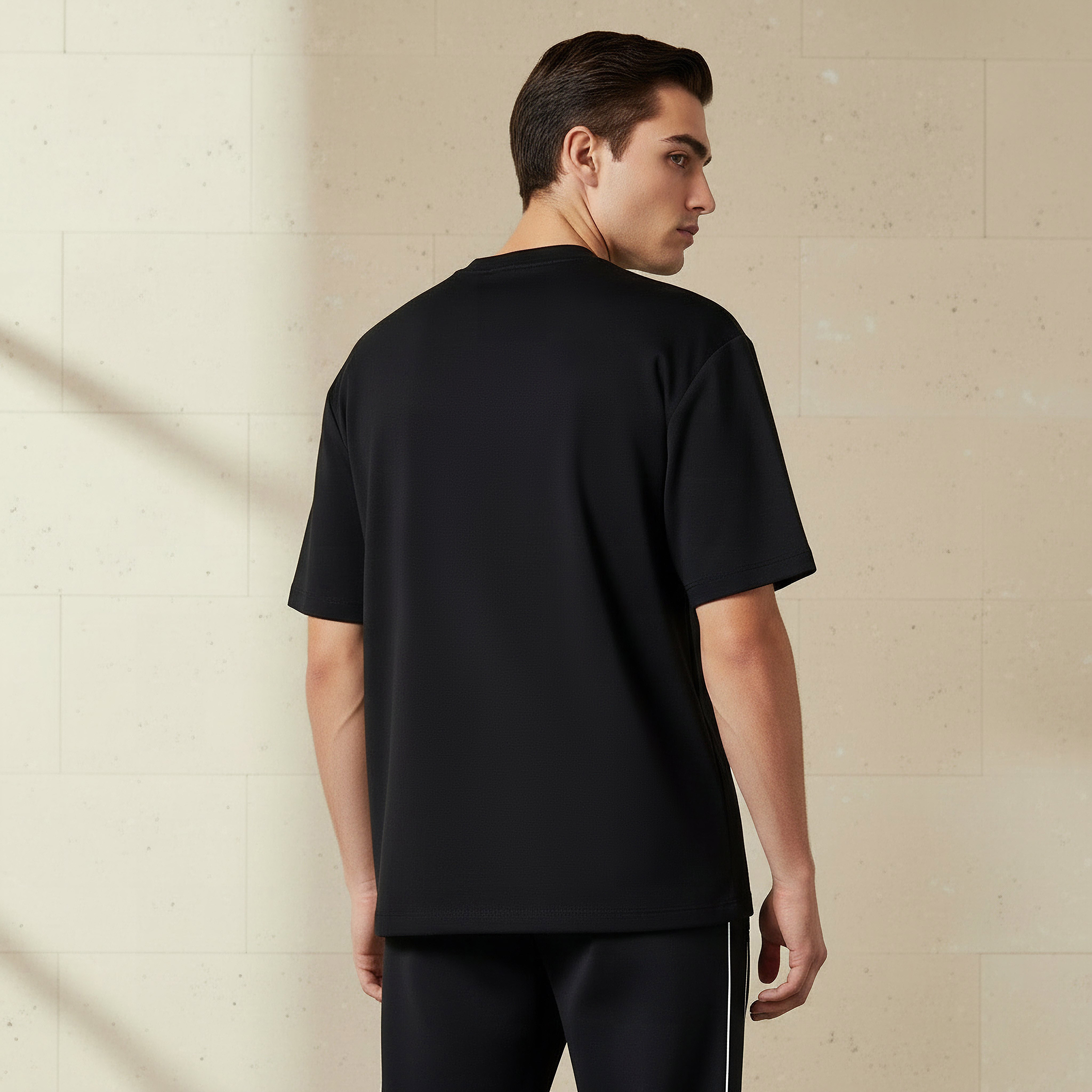 تيشيرت بطبعات شعار للرجال من كابا-men-clothing-sportswearandactivewear-tshirtsandpolos-image-2