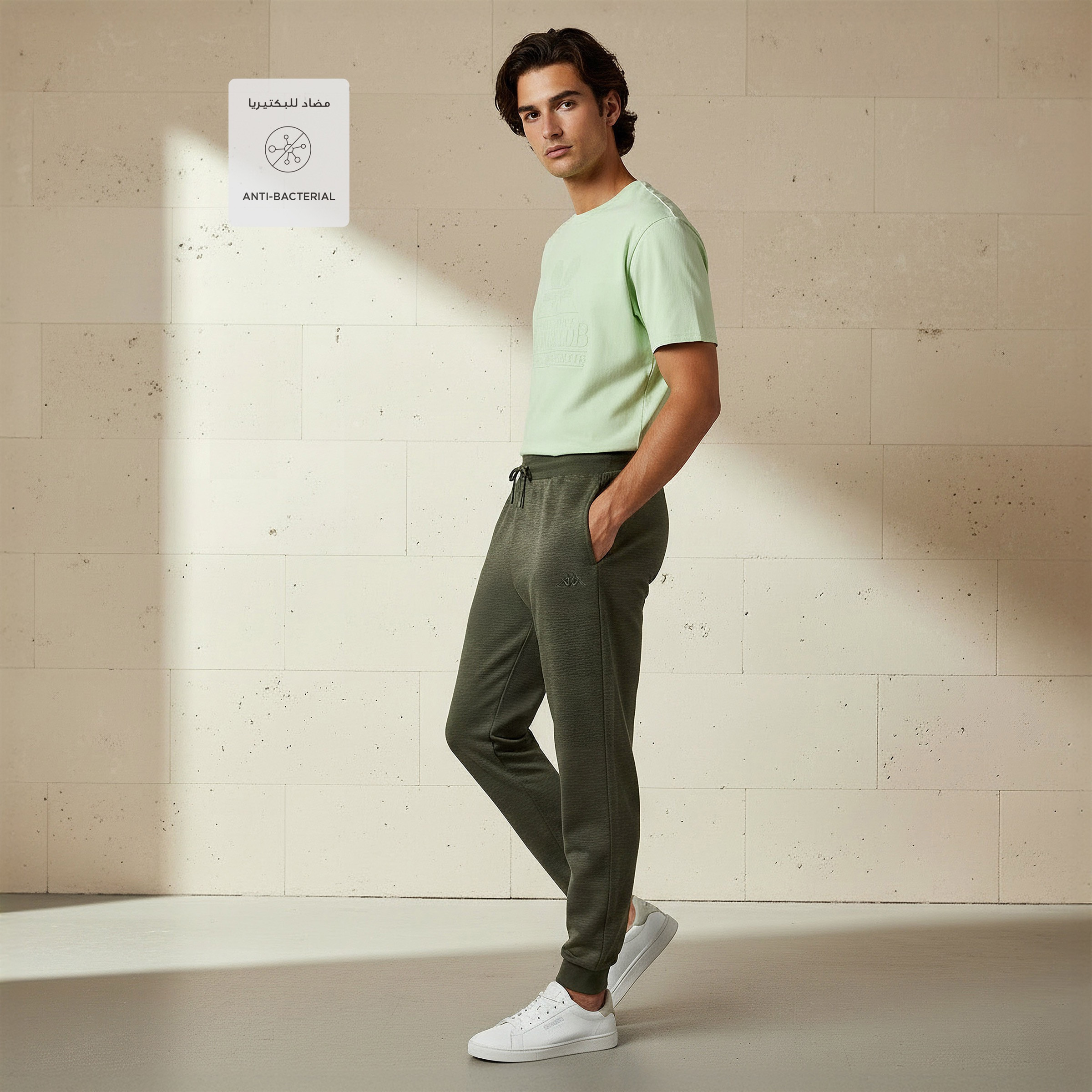 بنطلون رياضي رجالي بقصة عادية ورباط خصر-men-clothing-sportswearandactivewear-bottoms-joggers-image-3