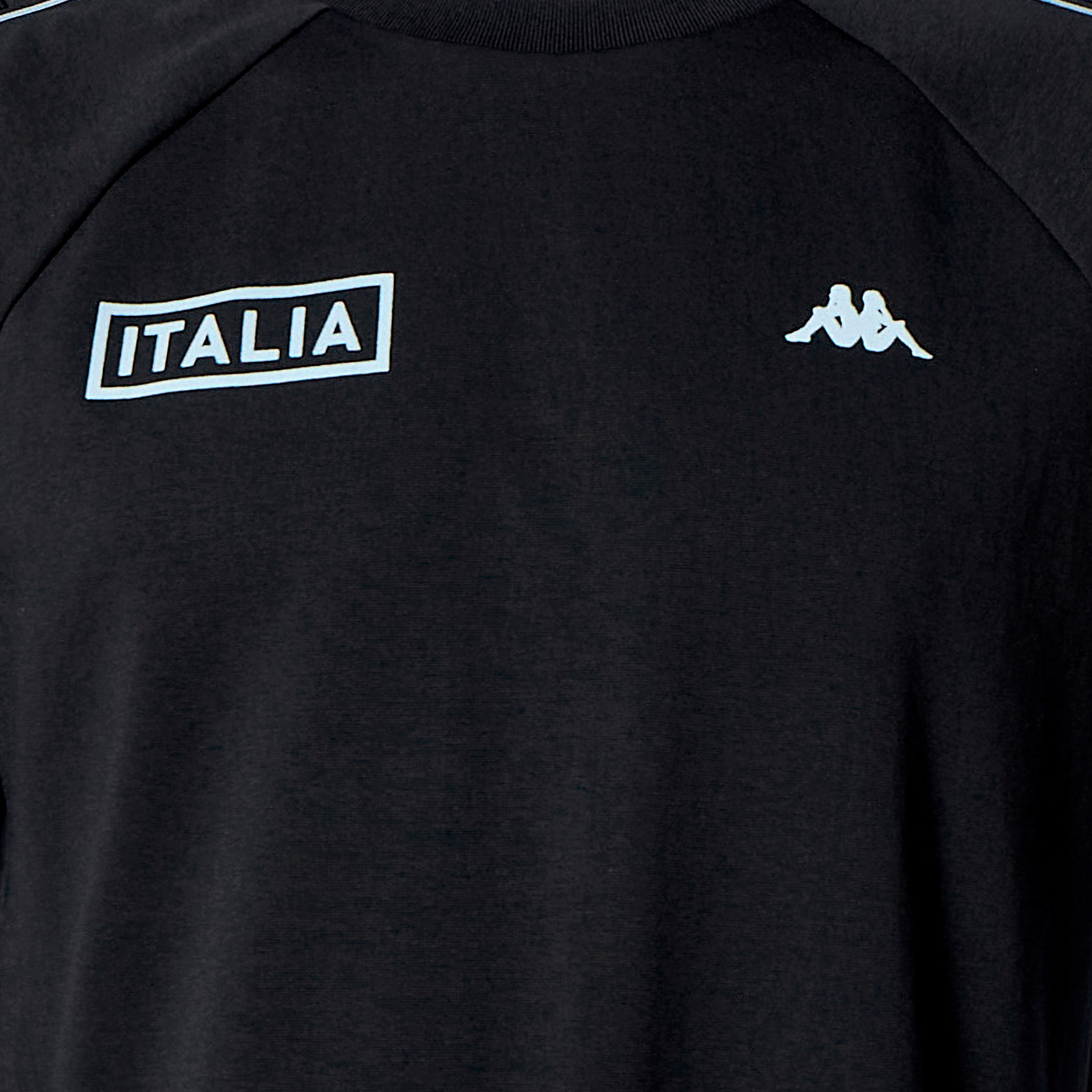 تيشيرت بزينة شريط للرجال من كابا-men-clothing-sportswearandactivewear-tshirtsandpolos-image-2