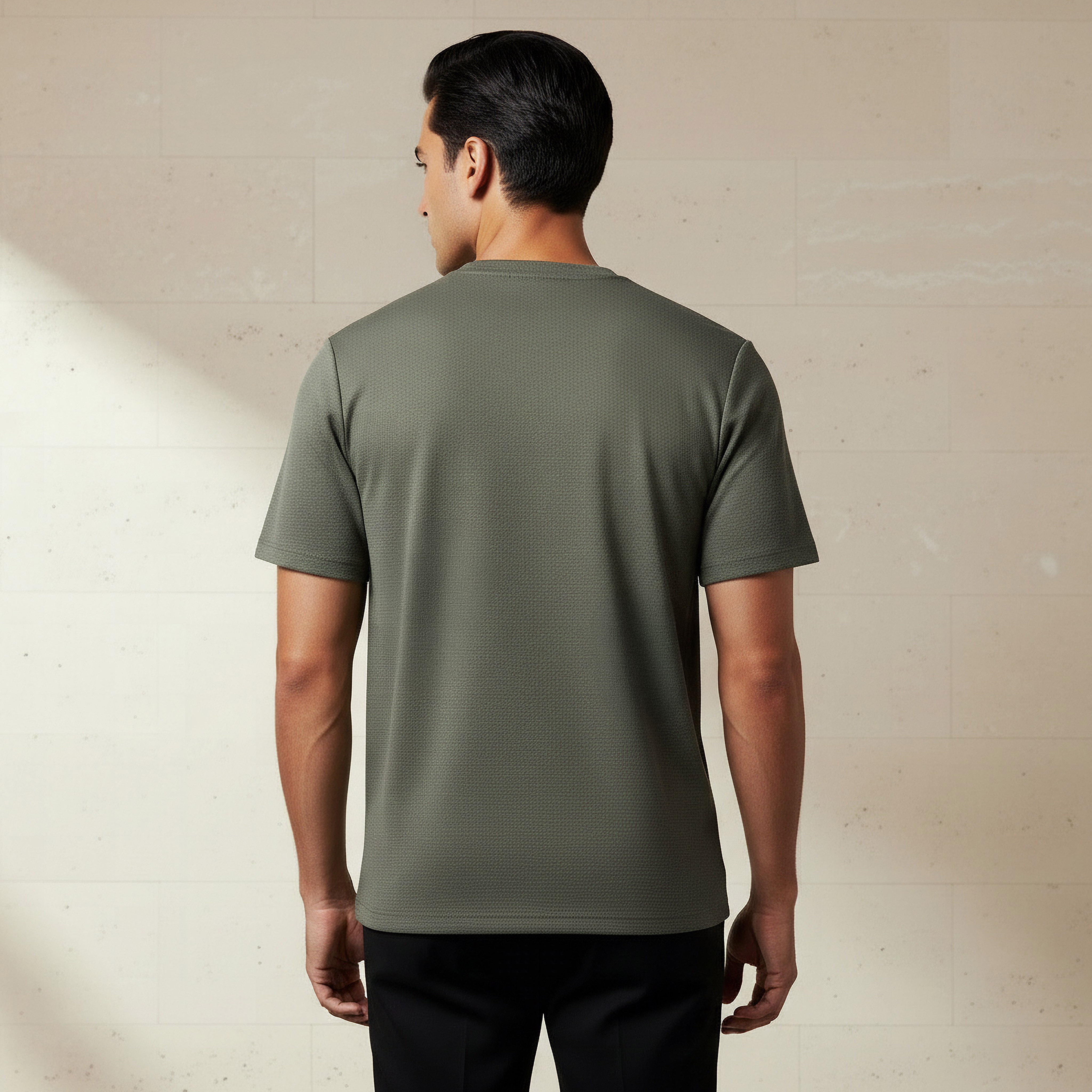 تيشيرت بنمط وافل بارز الملمس للرجال من لاف بانجولين-men-clothing-sportswearandactivewear-tshirtsandpolos-image-3