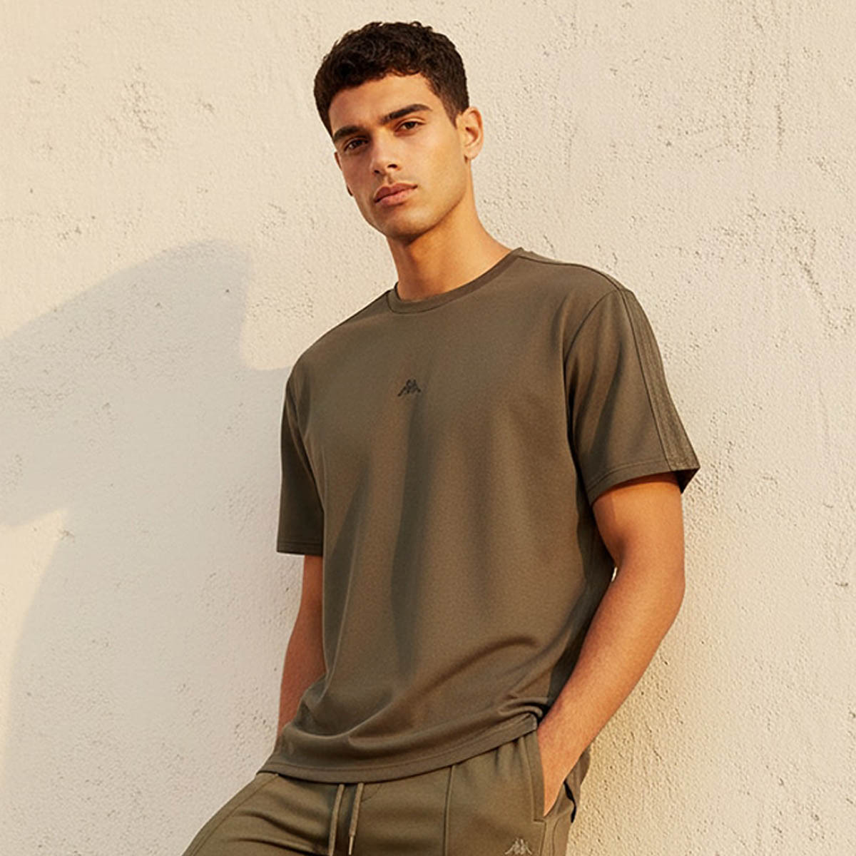 Kappa Logo Embroidered T-shirt-men-clothing-sportswearandactivewear-tshirtsandpolos-image-1