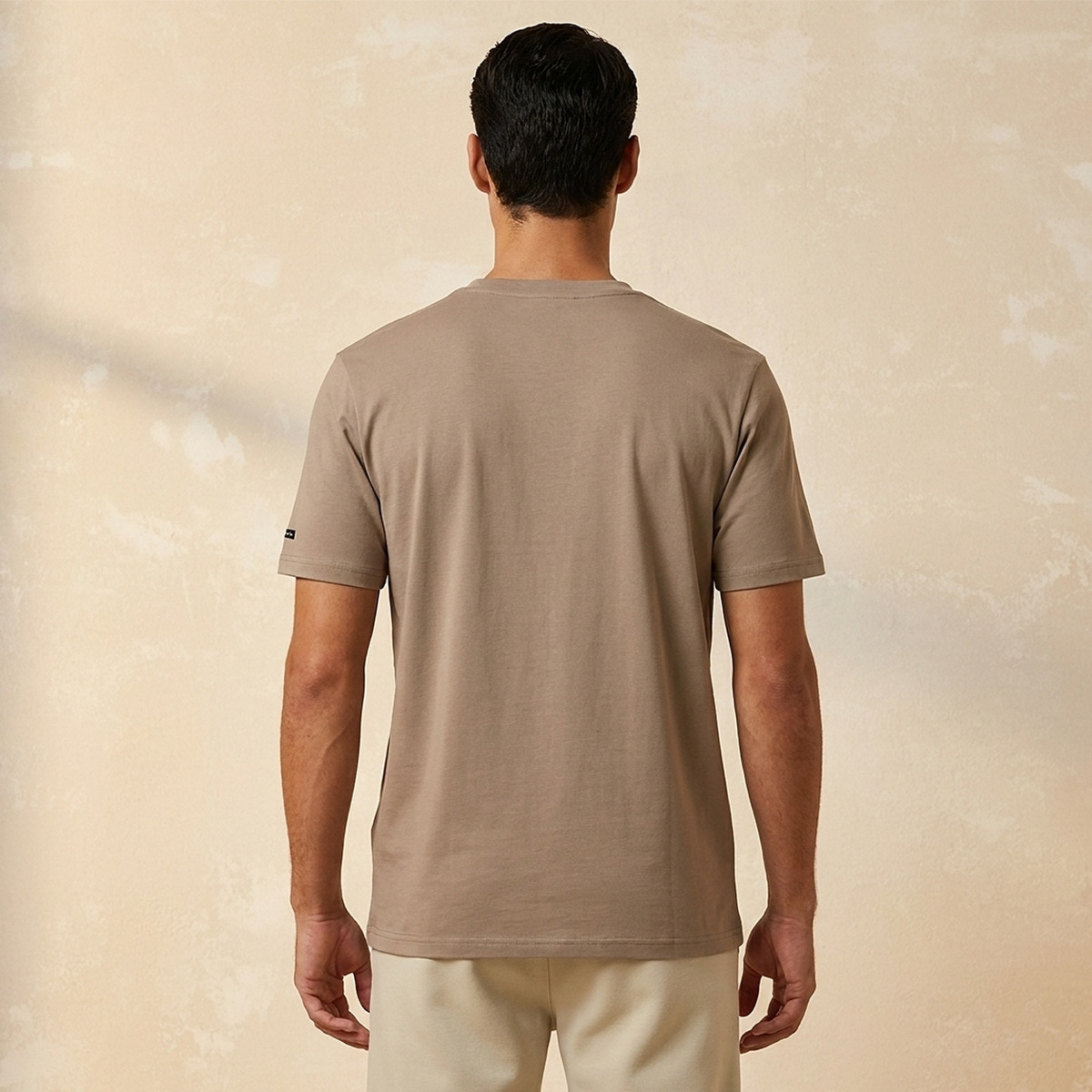 Love Pangolin 2 Way Stretch T-shirt-men-clothing-sportswearandactivewear-tshirtsandpolos-image-4