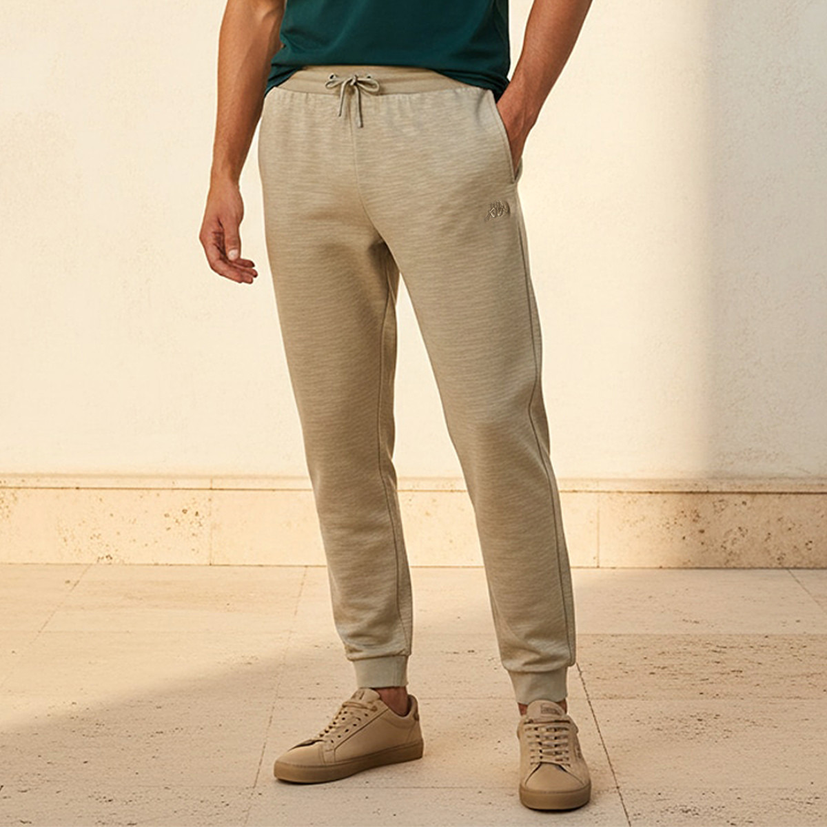 بنطلون جوجرز بملمس بارز من كابا-men-clothing-sportswearandactivewear-bottoms-joggers-image-10
