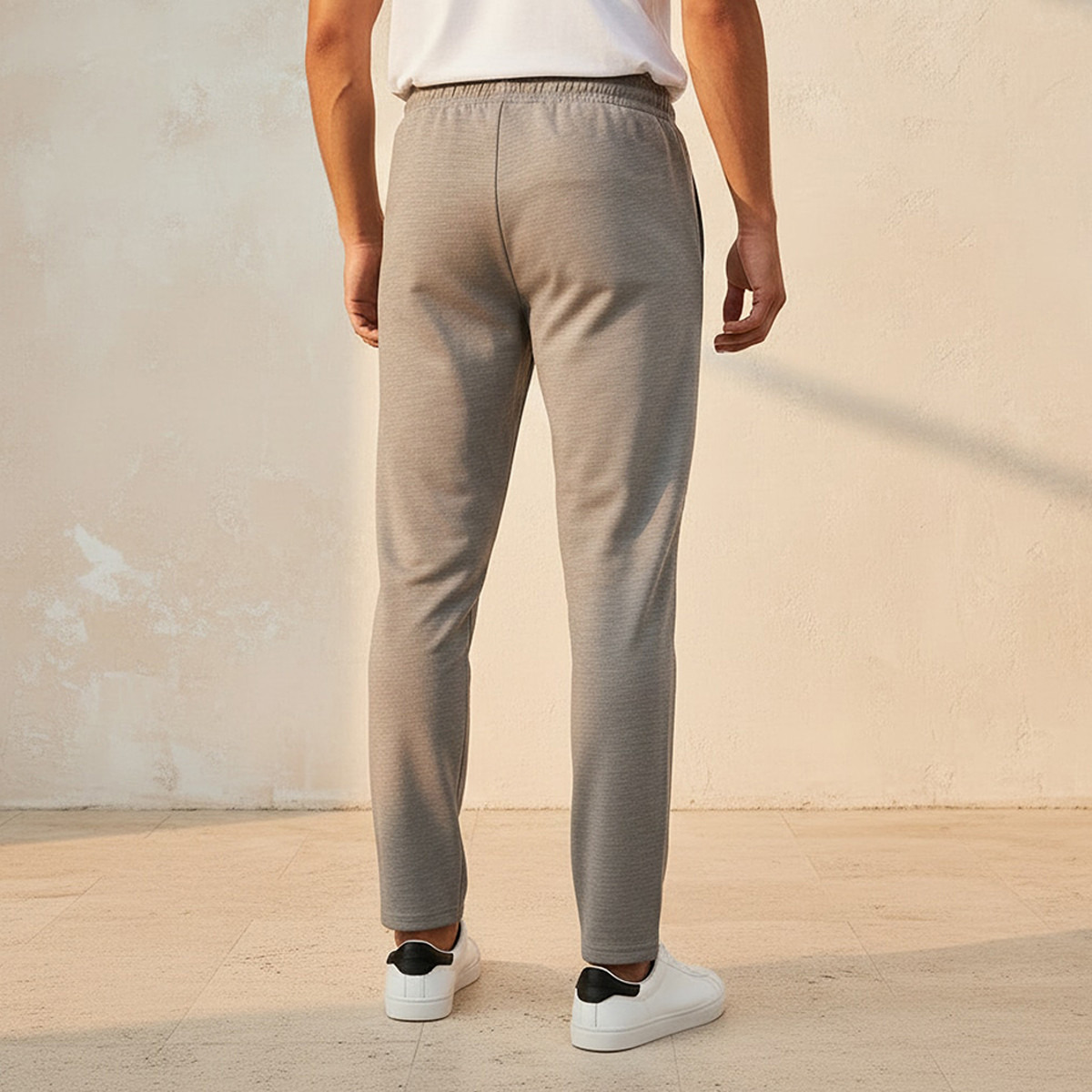 بنطلون رياضي بقصّة عادية وجيوب للرجال من كابا-men-clothing-sportswearandactivewear-bottoms-joggers-image-4