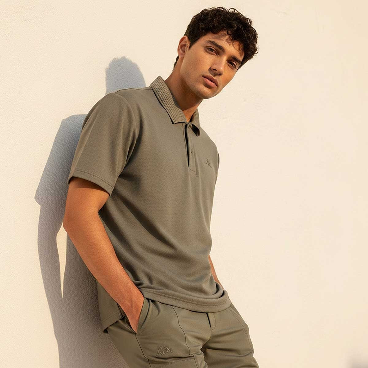 تيشيرت بولو ناعم الملمس من كابا-men-clothing-sportswearandactivewear-tshirtsandpolos-image-1