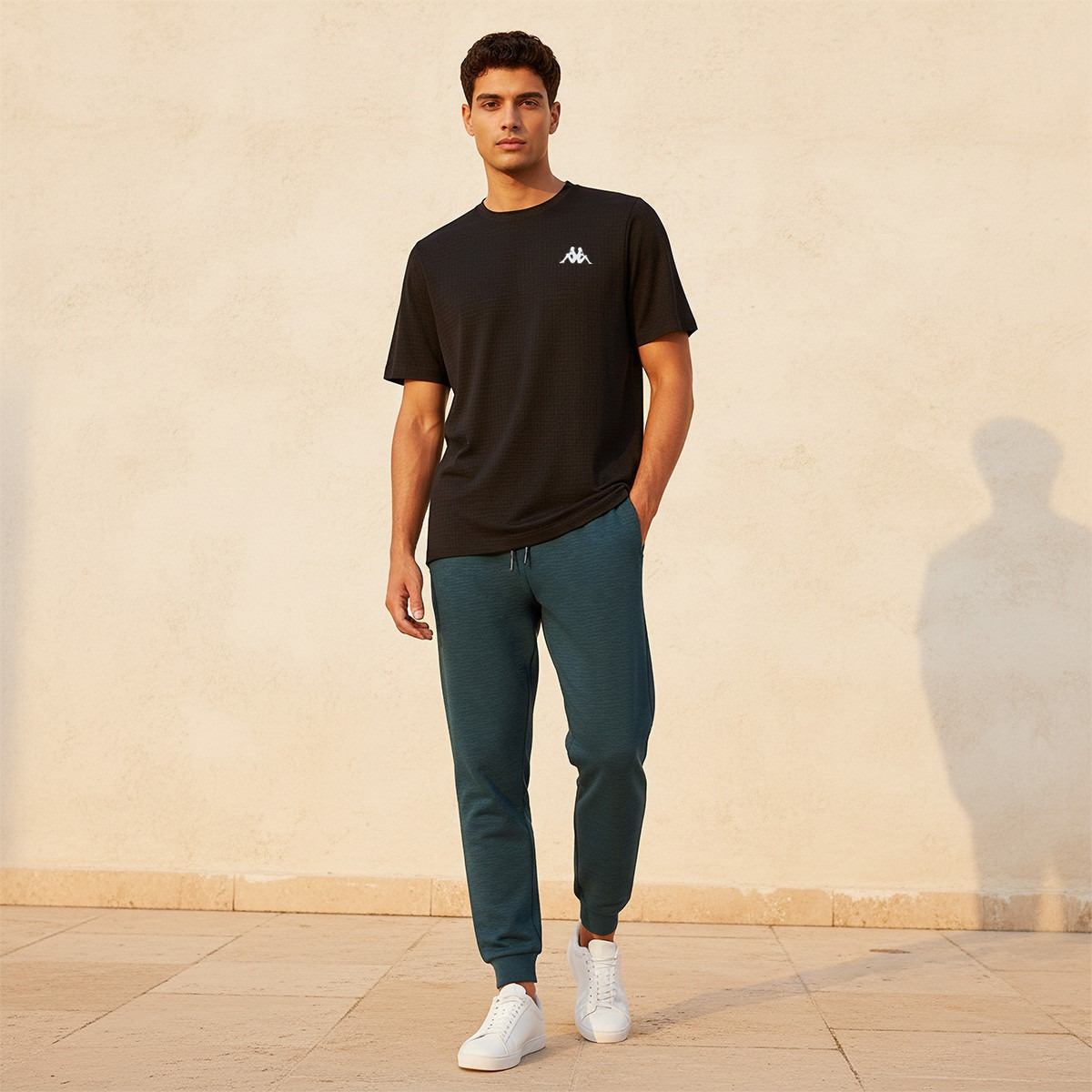 تيشيرت رياضي مطاطي بملمس بارز من كابا-men-clothing-sportswearandactivewear-tshirtsandpolos-image-3