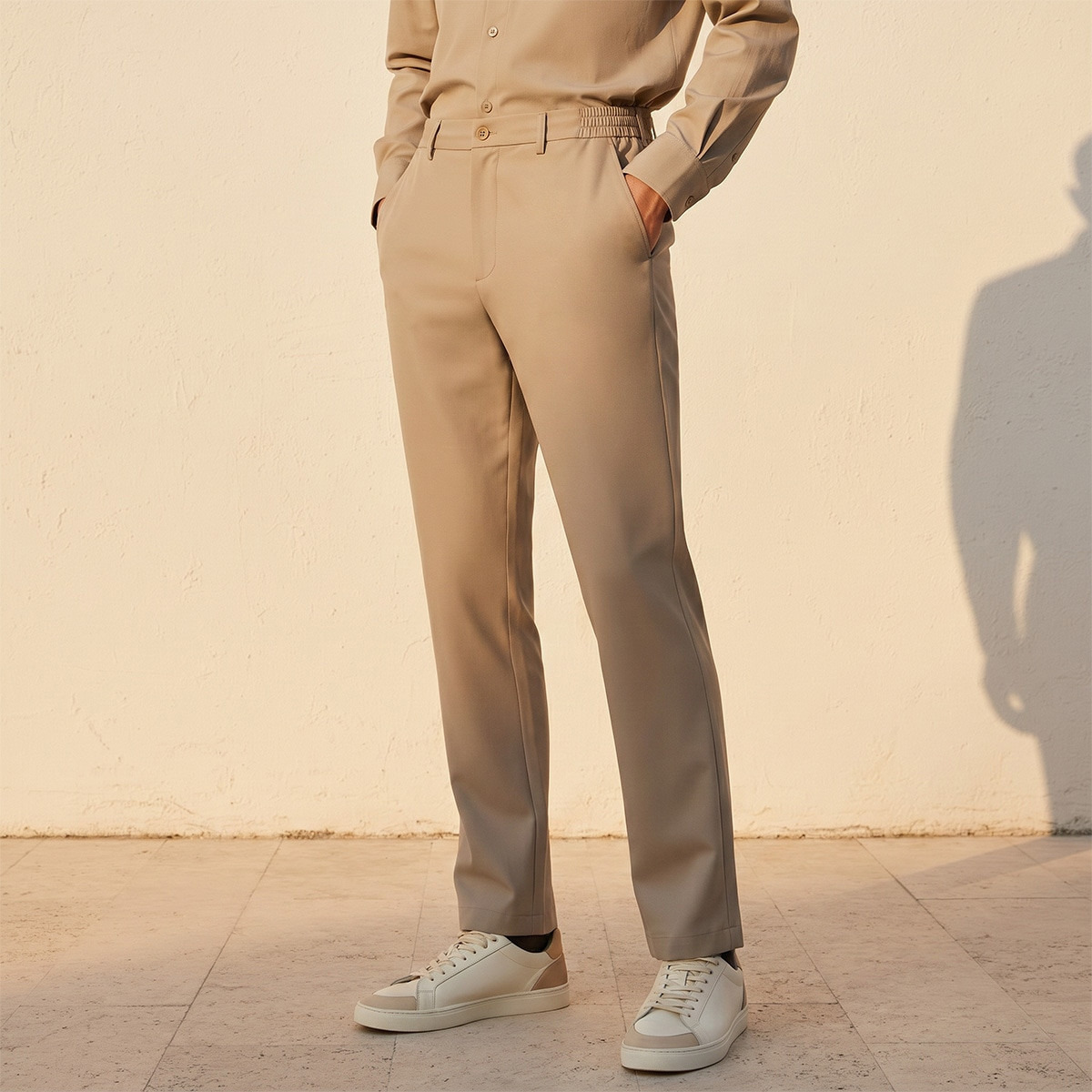 بنطلون ناعم الملمس بطبعات لوف بانجولين-men-clothing-bottoms-trousersandchinos-trousers-image-1