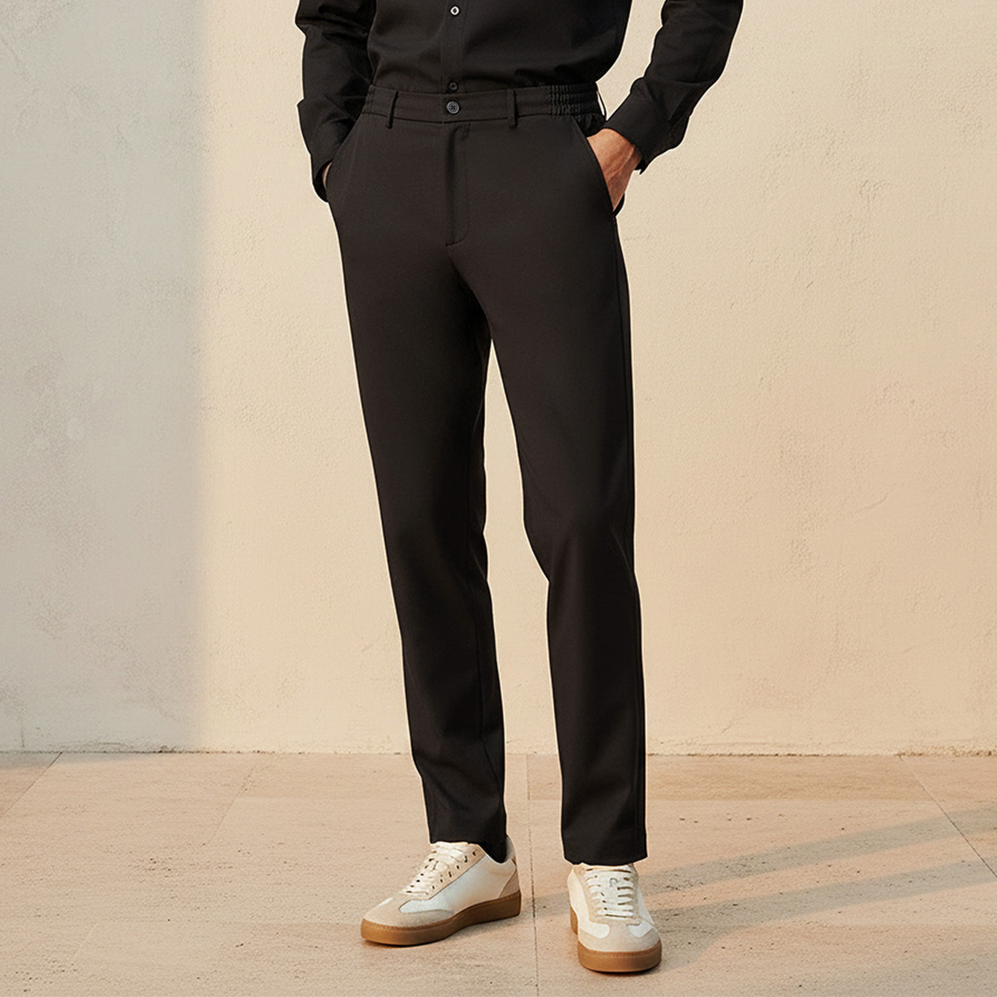 بنطلون ناعم الملمس بطبعات لوف بانجولين-men-clothing-bottoms-trousersandchinos-trousers-image-1