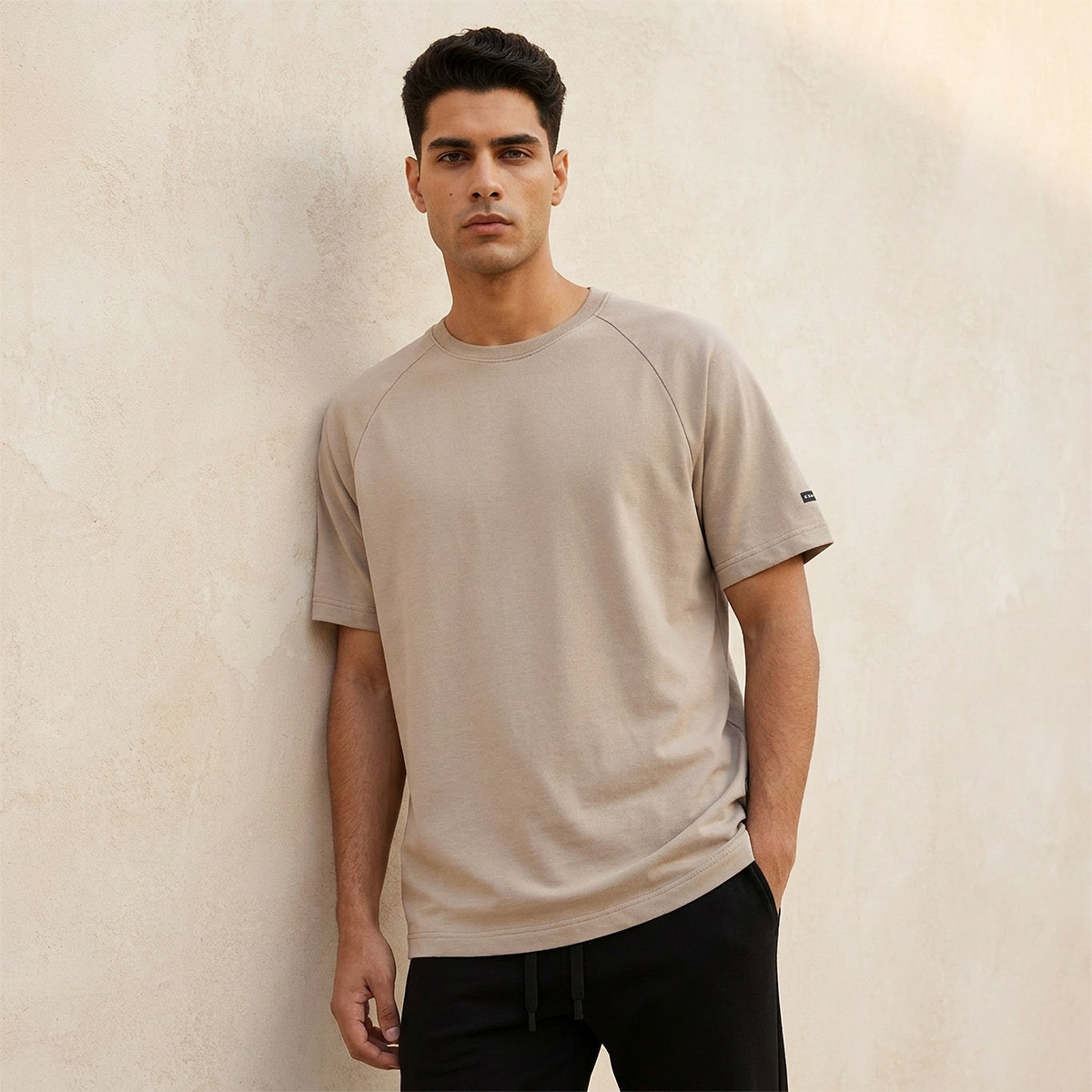 Love Pangolin Raglan Sleeves Oversized T-shirt-men-clothing-sportswearandactivewear-tshirtsandpolos-image-1