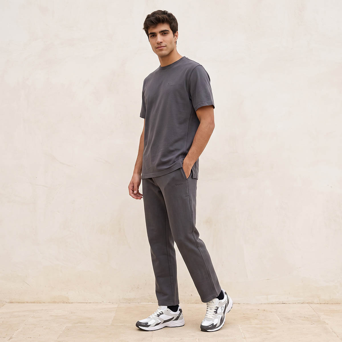Kappa Textured T-shirt-men-clothing-sportswearandactivewear-tshirtsandpolos-image-3