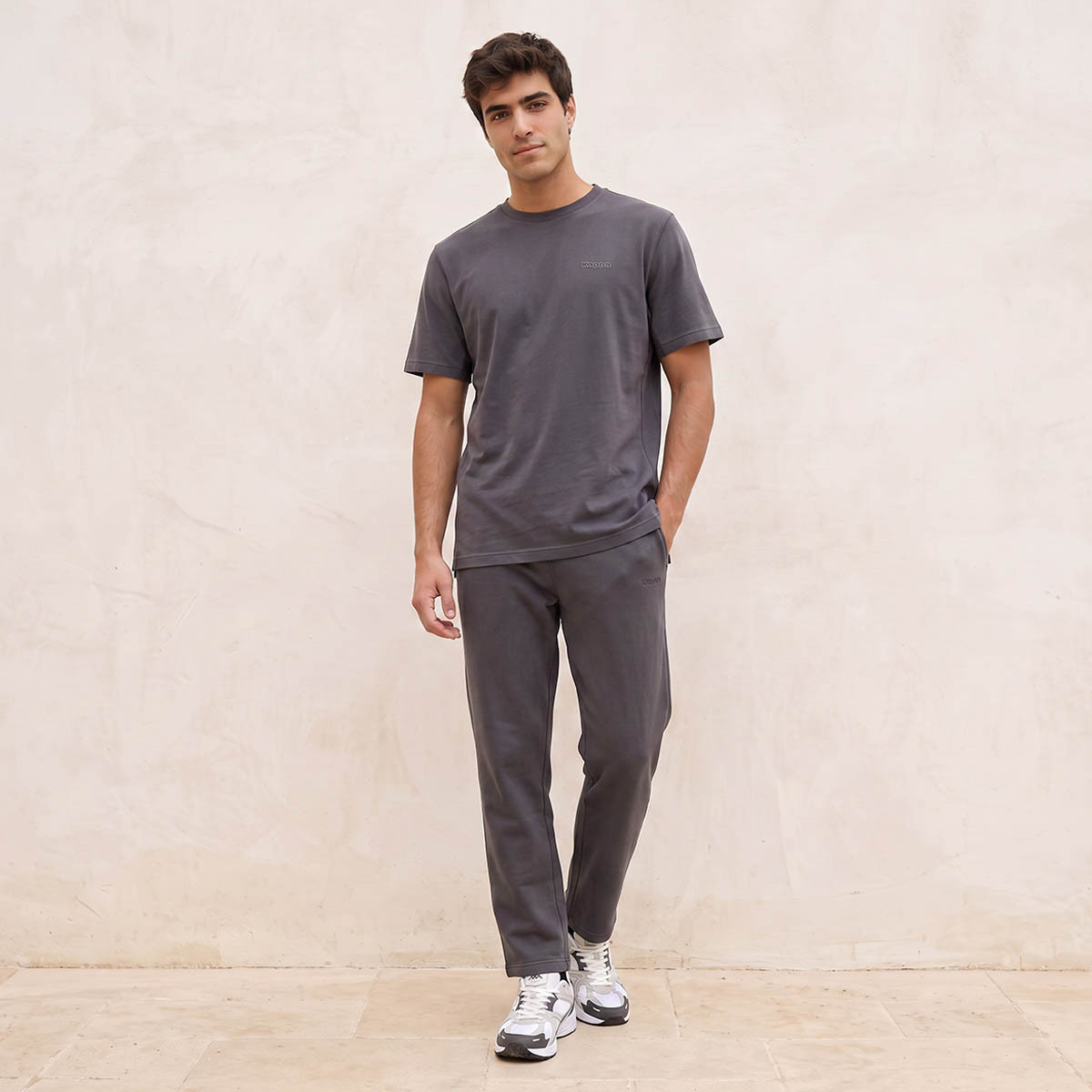 Kappa Textured T-shirt-men-clothing-sportswearandactivewear-tshirtsandpolos-image-5