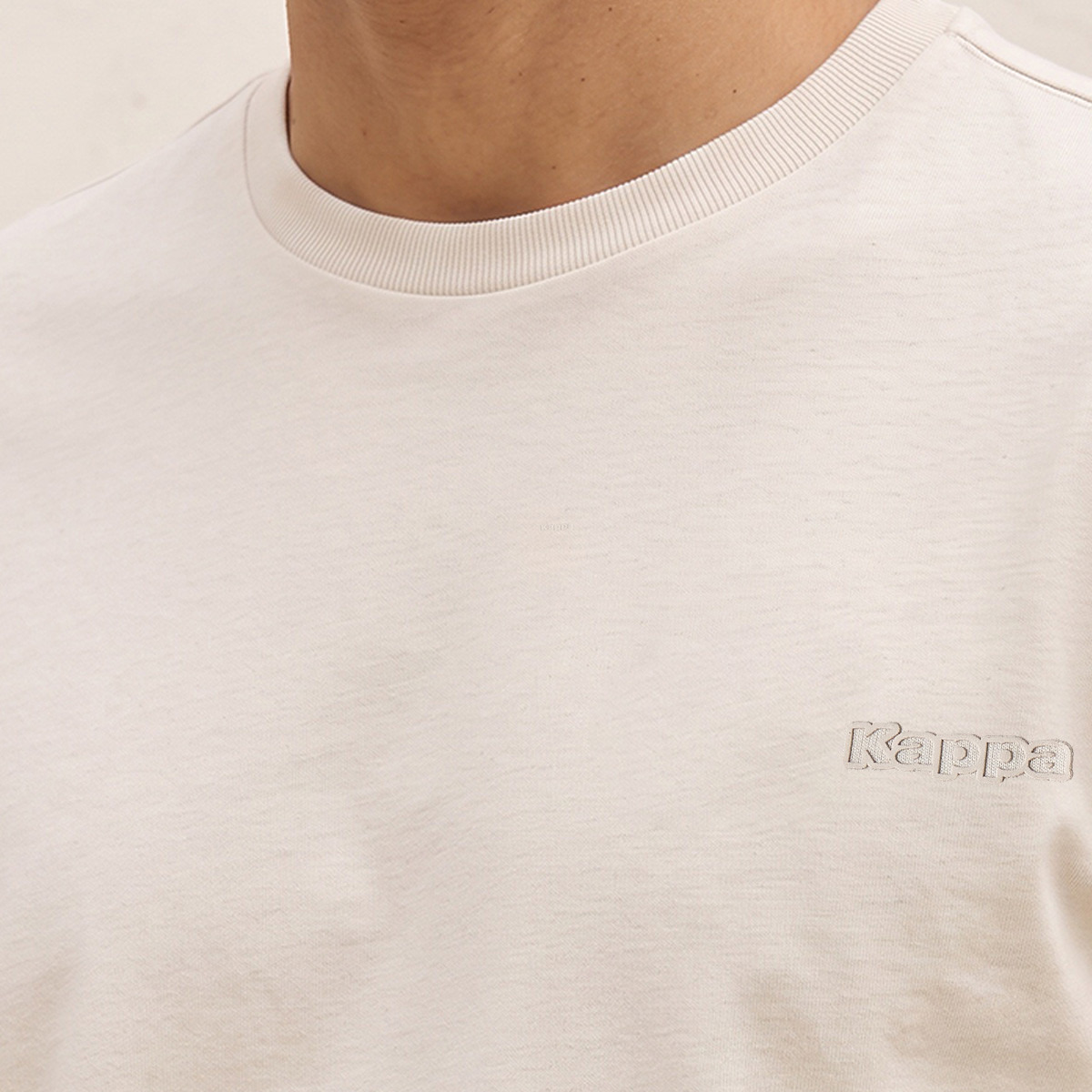 Kappa Textured T-shirt-men-clothing-sportswearandactivewear-tshirtsandpolos-image-4