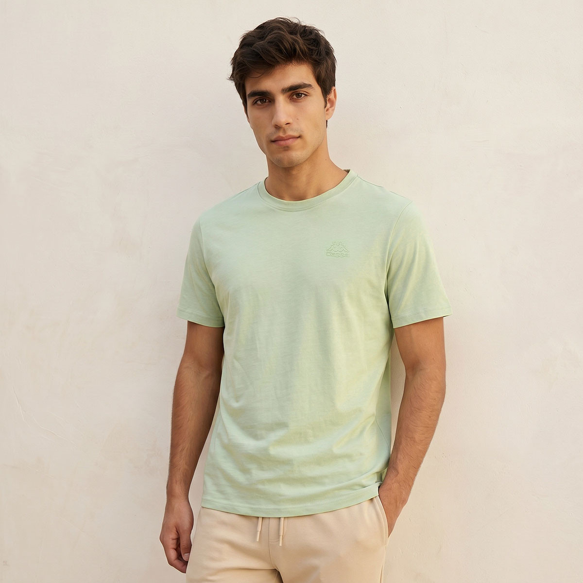 تيشيرت بشعار من كابا-men-clothing-sportswearandactivewear-tshirtsandpolos-image-1