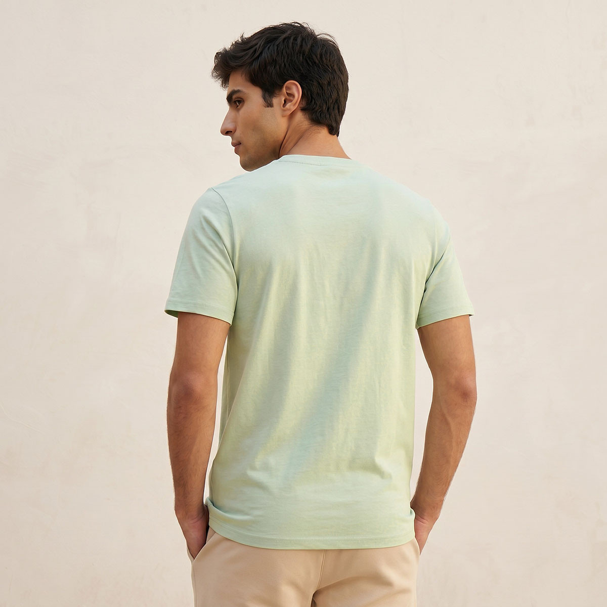 تيشيرت بشعار من كابا-men-clothing-sportswearandactivewear-tshirtsandpolos-image-4