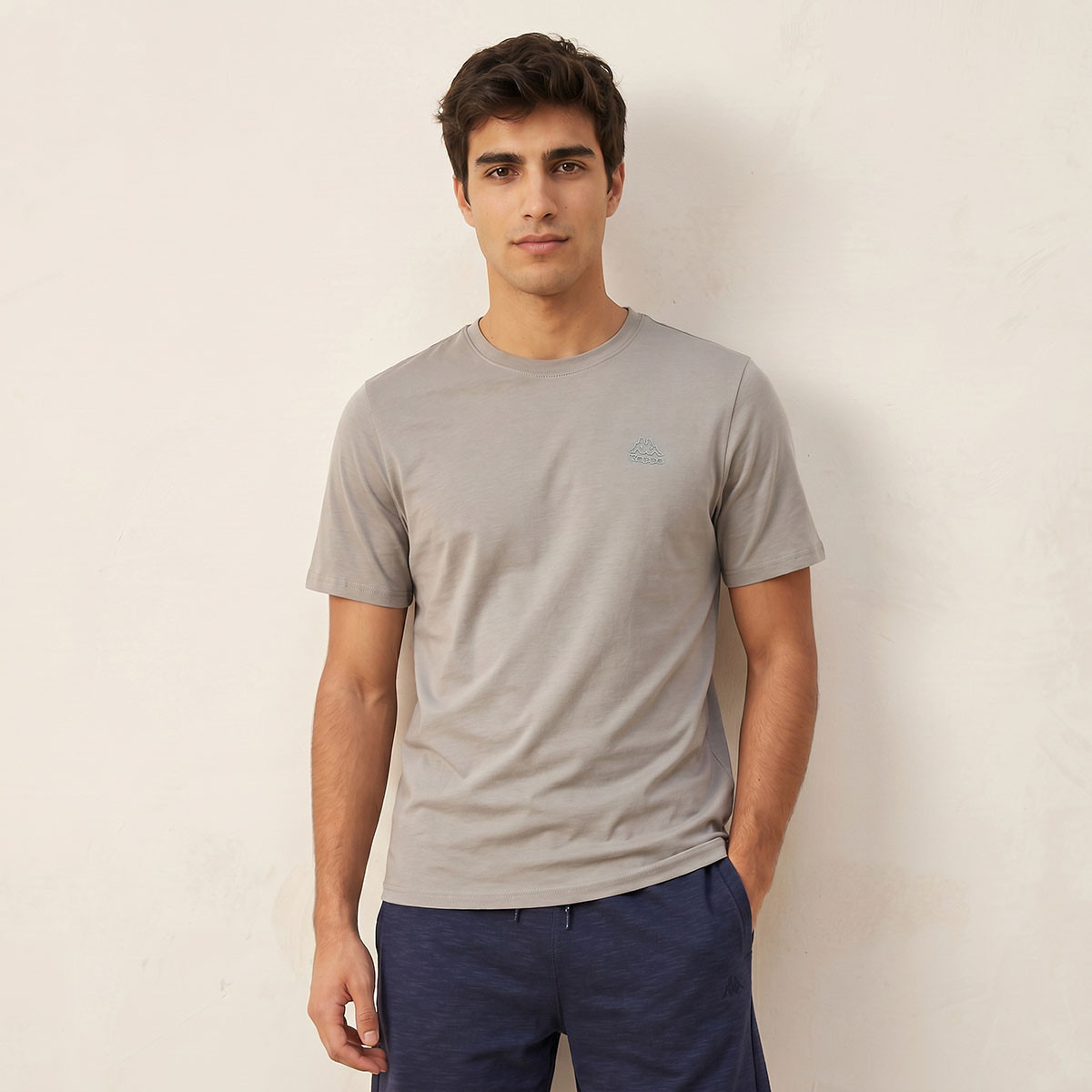 تيشيرت بشعار من كابا-men-clothing-sportswearandactivewear-tshirtsandpolos-image-1