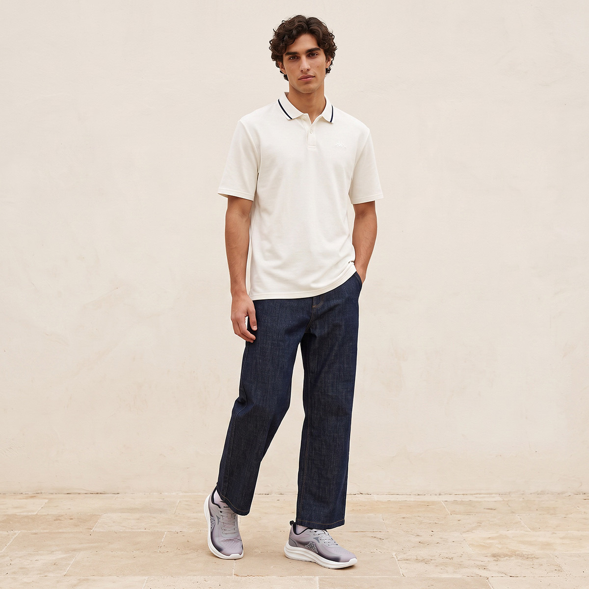 تيشيرت بولو بياقة بخطوط من كابا-men-clothing-sportswearandactivewear-tshirtsandpolos-image-2