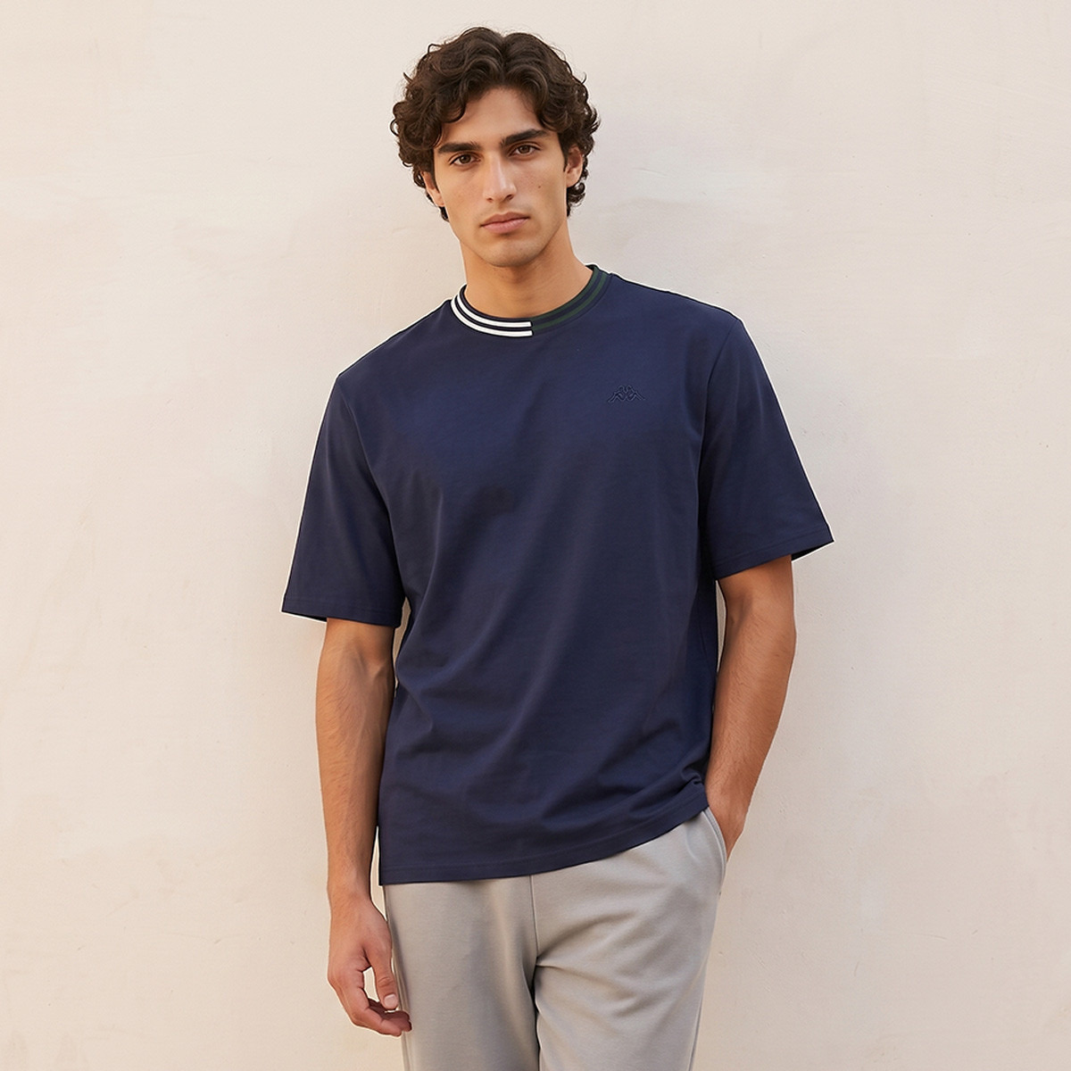Kappa Tipping Detail T-shirt-men-clothing-sportswearandactivewear-tshirtsandpolos-image-1