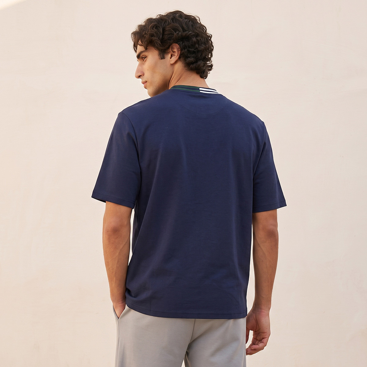 Kappa Tipping Detail T-shirt-men-clothing-sportswearandactivewear-tshirtsandpolos-image-3
