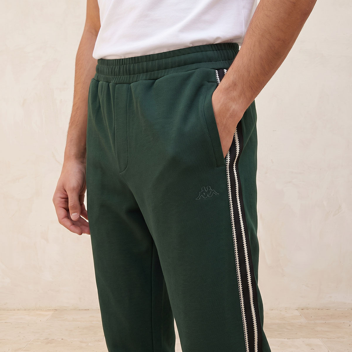 Kappa 2 Way Stretch Track Pants-men-clothing-sportswearandactivewear-bottoms-joggers-image-4