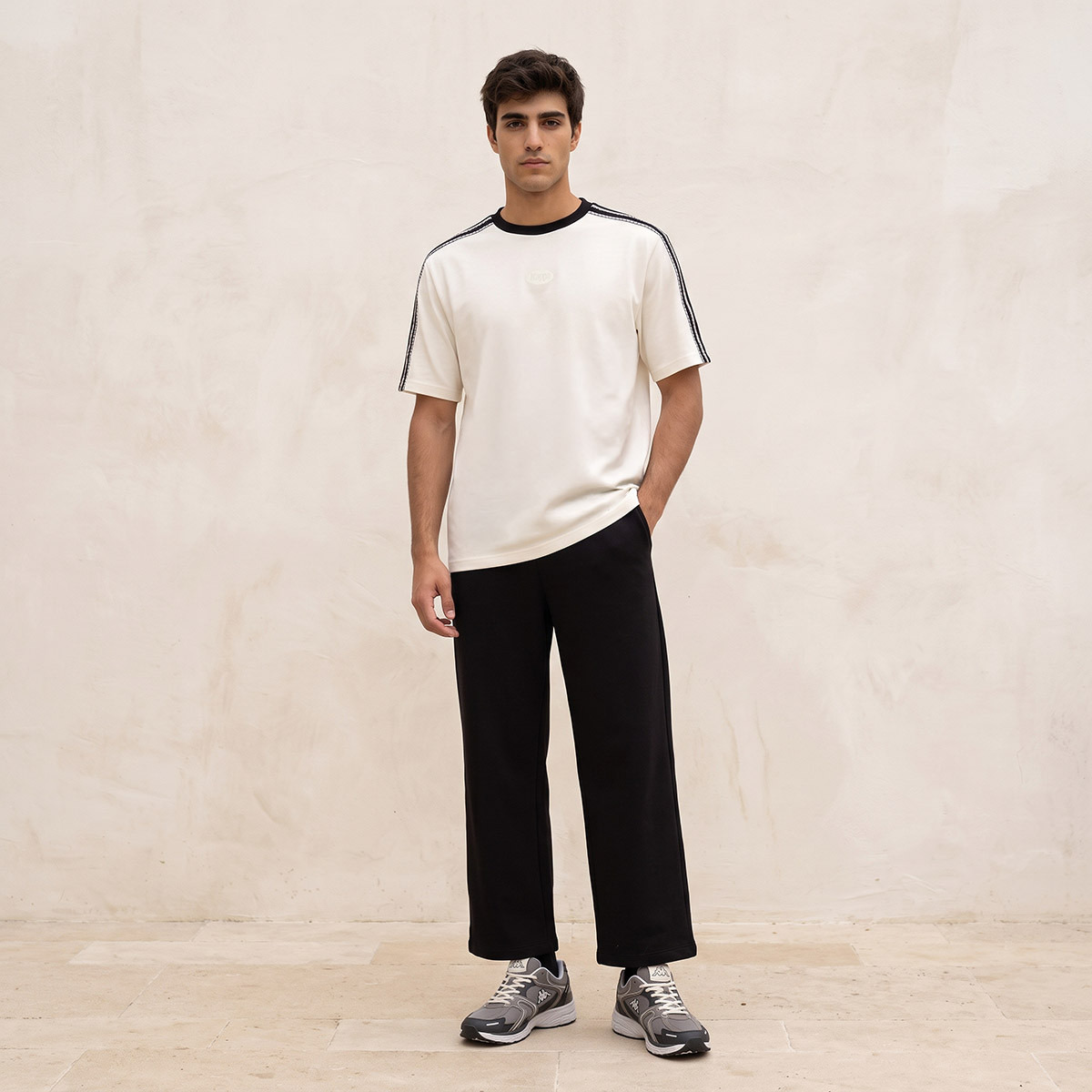 Kappa Tape Detail T-shirt-men-clothing-sportswearandactivewear-tshirtsandpolos-image-2