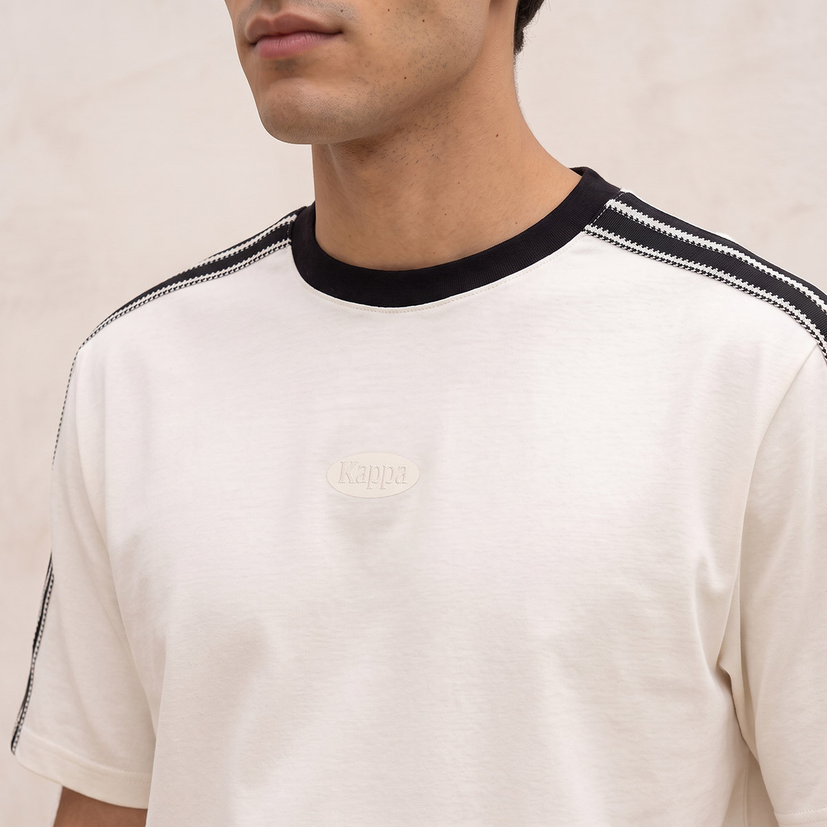 Kappa Tape Detail T-shirt-men-clothing-sportswearandactivewear-tshirtsandpolos-image-4