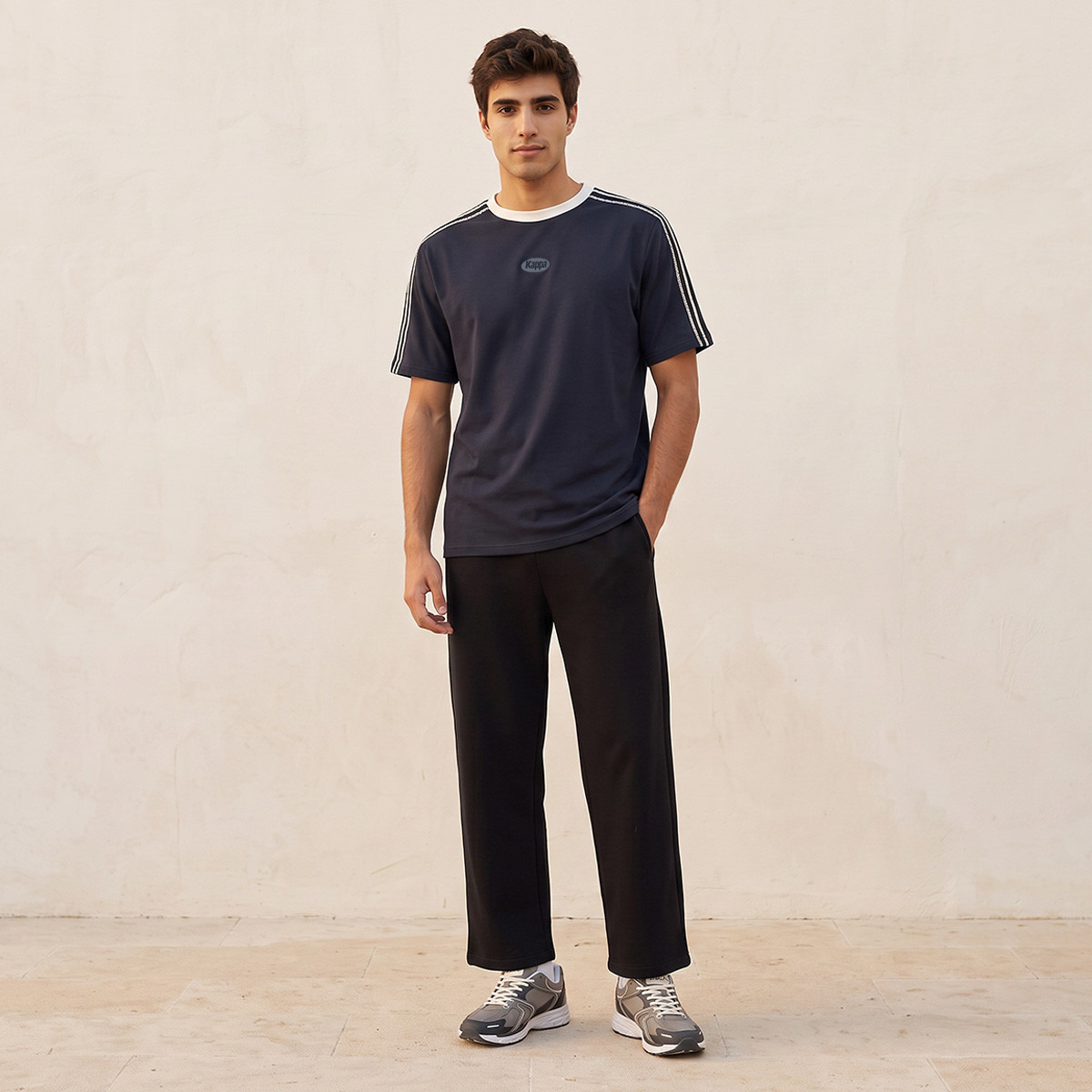 Kappa Tape Detail T-shirt-men-clothing-sportswearandactivewear-tshirtsandpolos-image-2