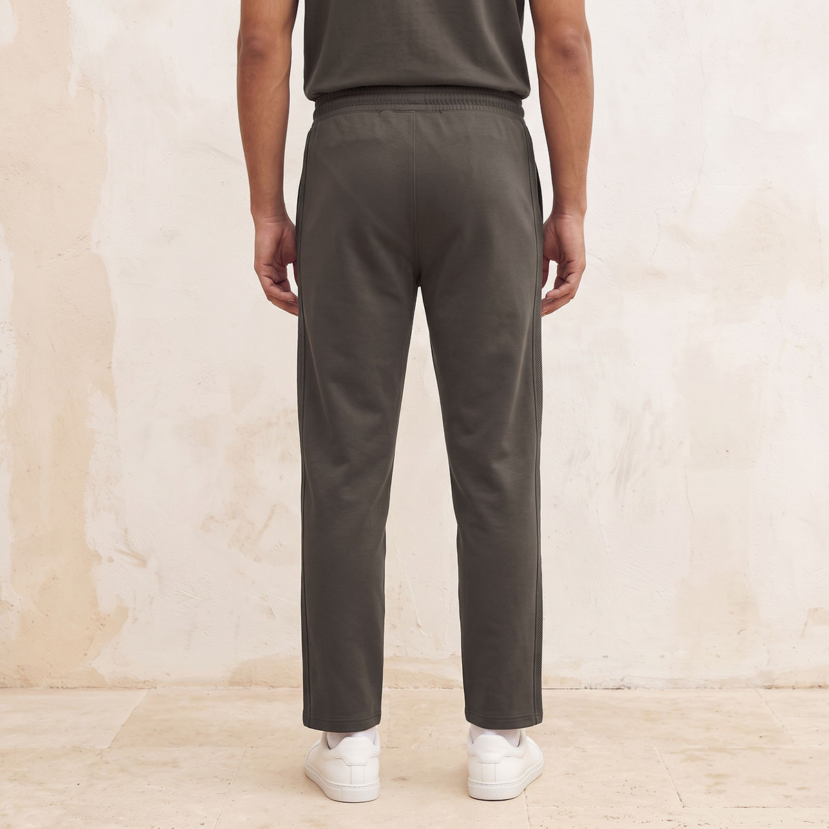 Kappa 2-Way Stretch Tape Detail Joggers-men-clothing-sportswearandactivewear-bottoms-joggers-image-3