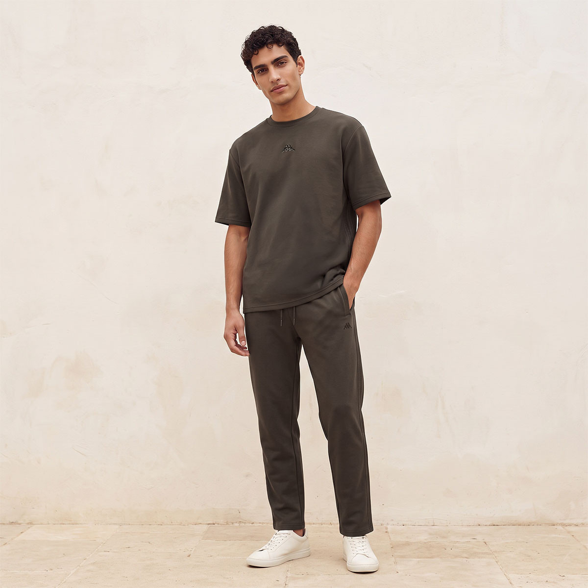 Kappa 2-Way Stretch Logo T-shirt-men-clothing-sportswearandactivewear-tshirtsandpolos-image-2
