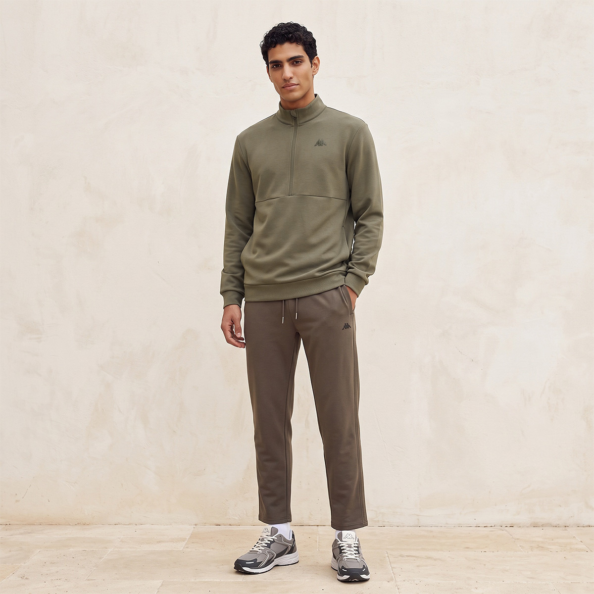Kappa 2-Way Stretch Half Zip Sweatshirt-men-winterwear-hoodiesandsweatshirts-image-2