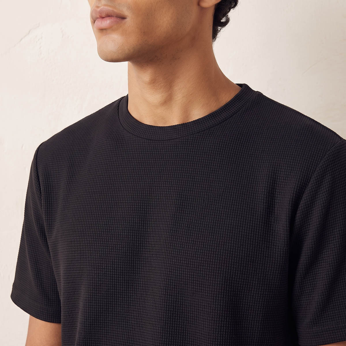 Love Pangolin Waffle Textured T-shirt-men-clothing-sportswearandactivewear-tshirtsandpolos-image-4