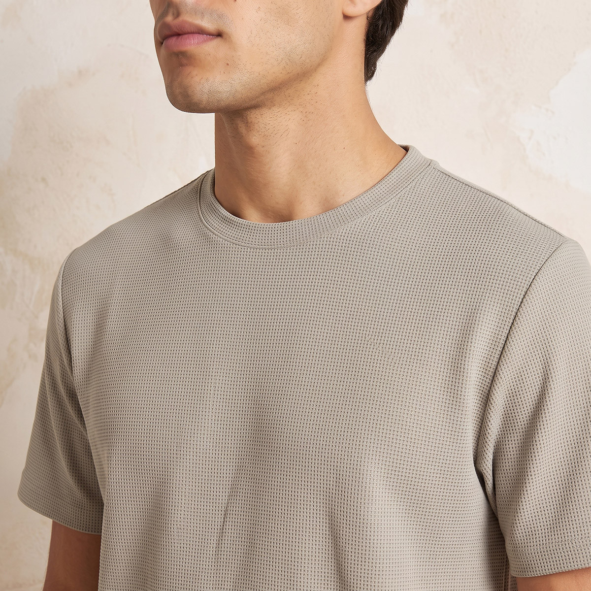Love Pangolin Waffle Textured T-shirt-men-clothing-sportswearandactivewear-tshirtsandpolos-image-4