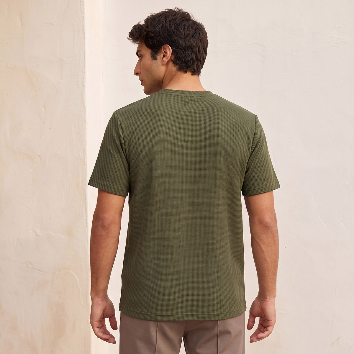 Love Pangolin Waffle Textured T-shirt-men-clothing-sportswearandactivewear-tshirtsandpolos-image-3