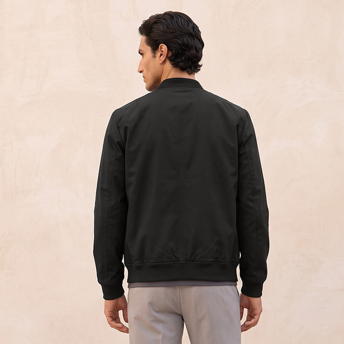 جاكيت منفوخ بجيوب من بانجولين لوف-men-clothing-jacketsandblazers-jackets-image-4