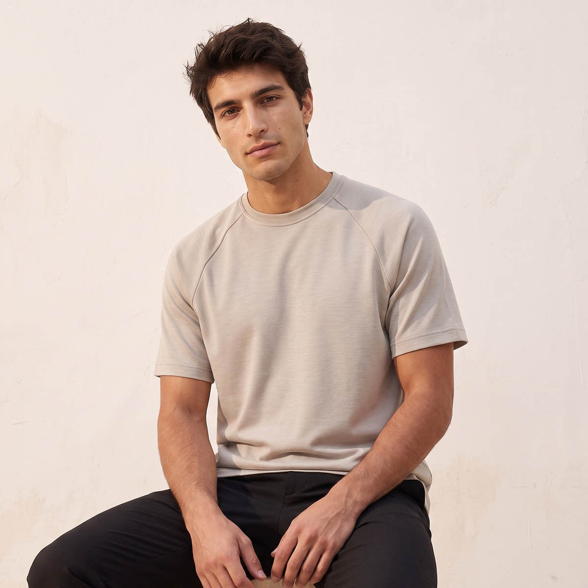 تيشيرت بأكمام مغايرة من لاف بانجولين-men-clothing-sportswearandactivewear-tshirtsandpolos-image-1