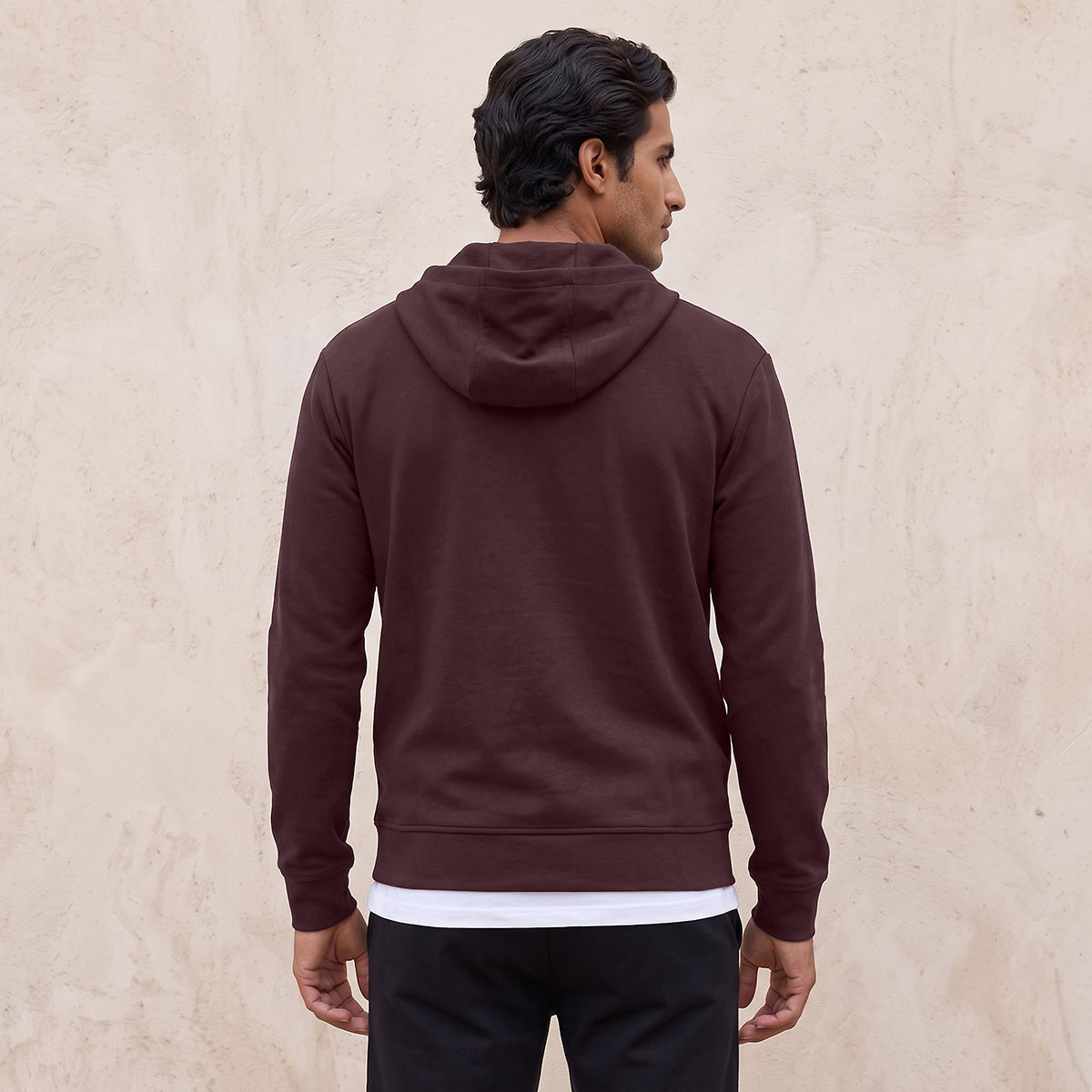 هودي قابل للتمدد في اتجاهين من لوف بانجولين-men-winterwear-hoodiesandsweatshirts-image-3