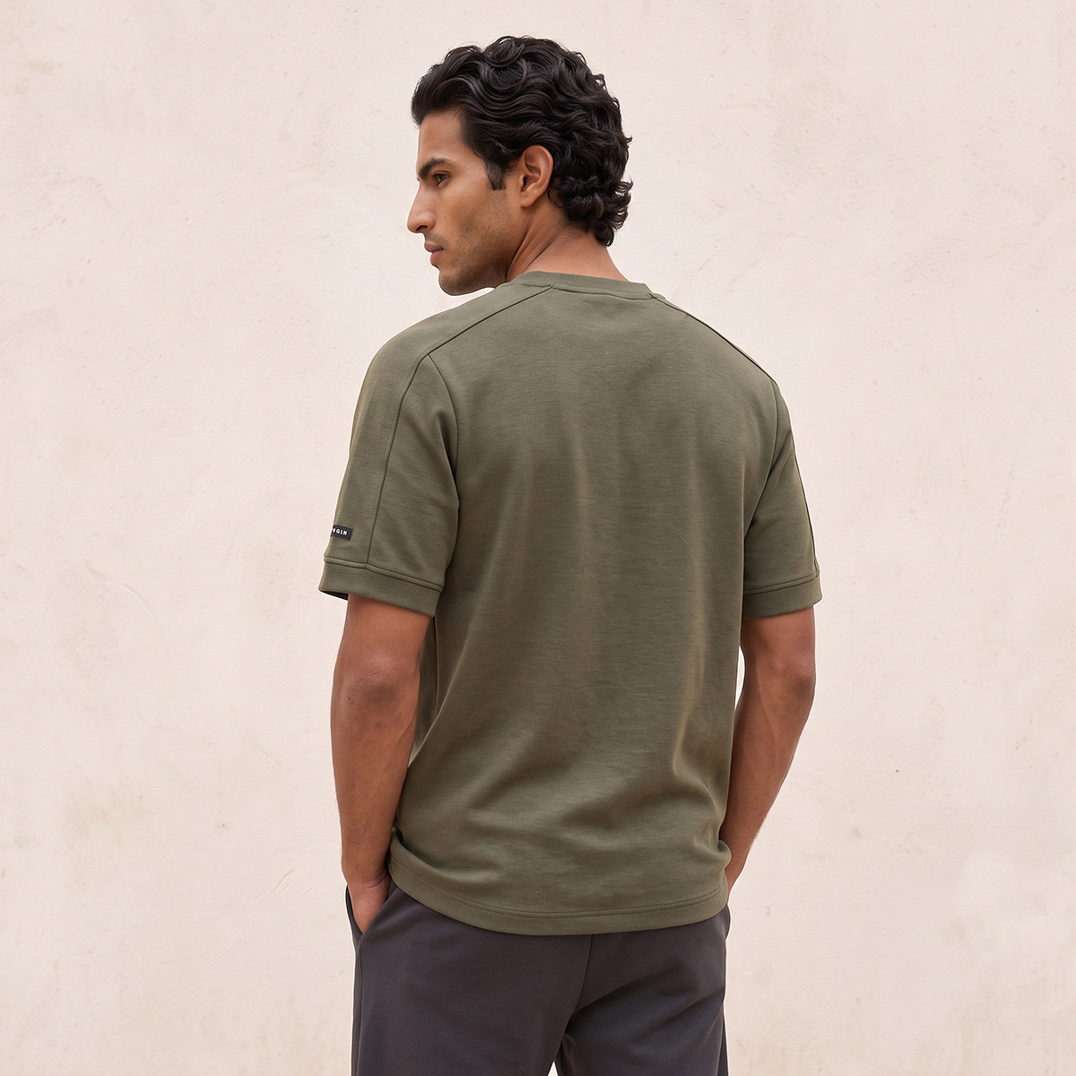 Love Pangolin 2 Way Stretch T-shirt-men-clothing-sportswearandactivewear-tshirtsandpolos-image-3