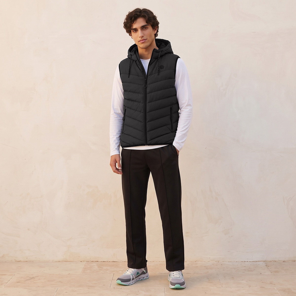 Kappa Gilet with Hood-men-clothing-jacketsandblazers-jackets-image-3