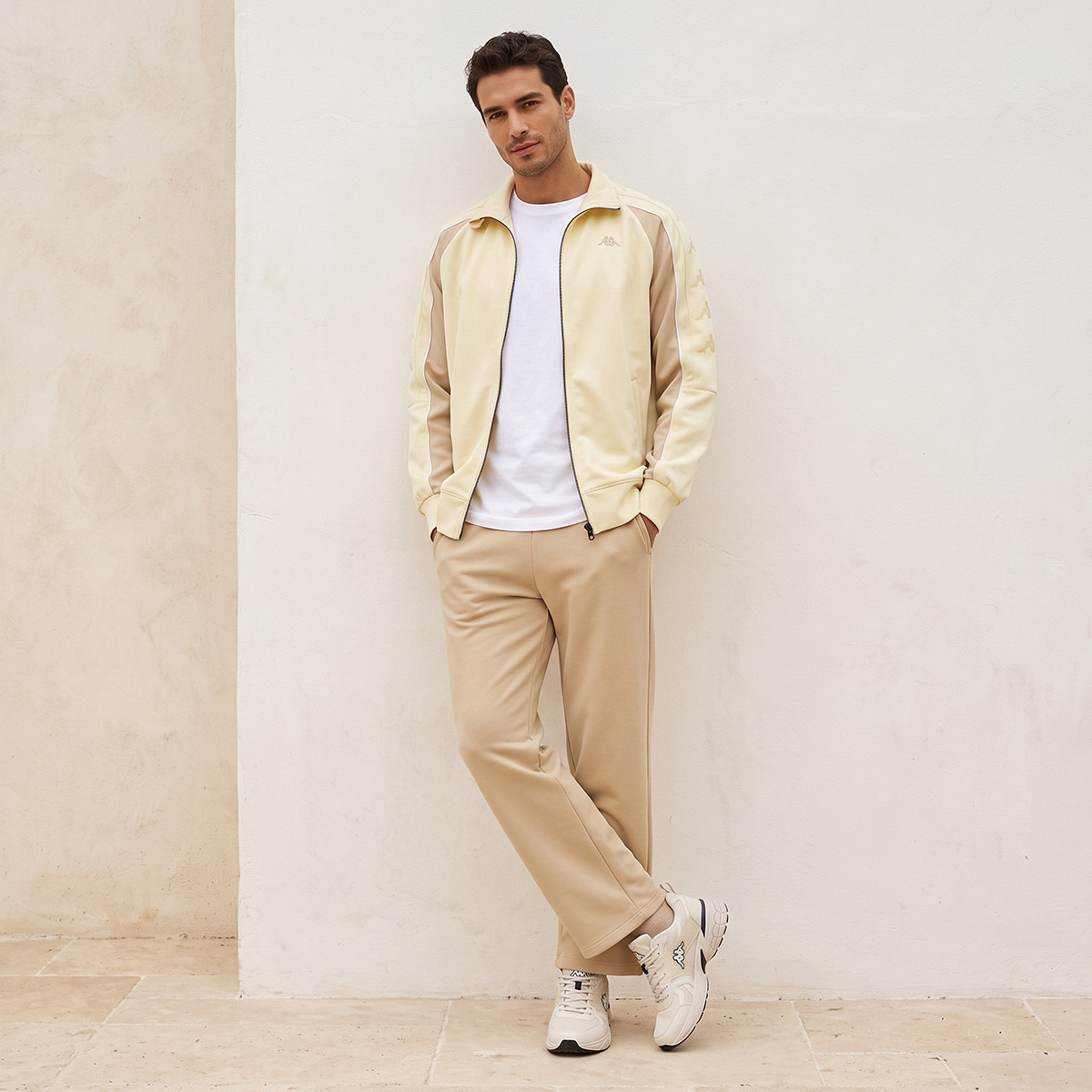 Kappa Jacket with Colourblock Panel-men-clothing-jacketsandblazers-jackets-image-2