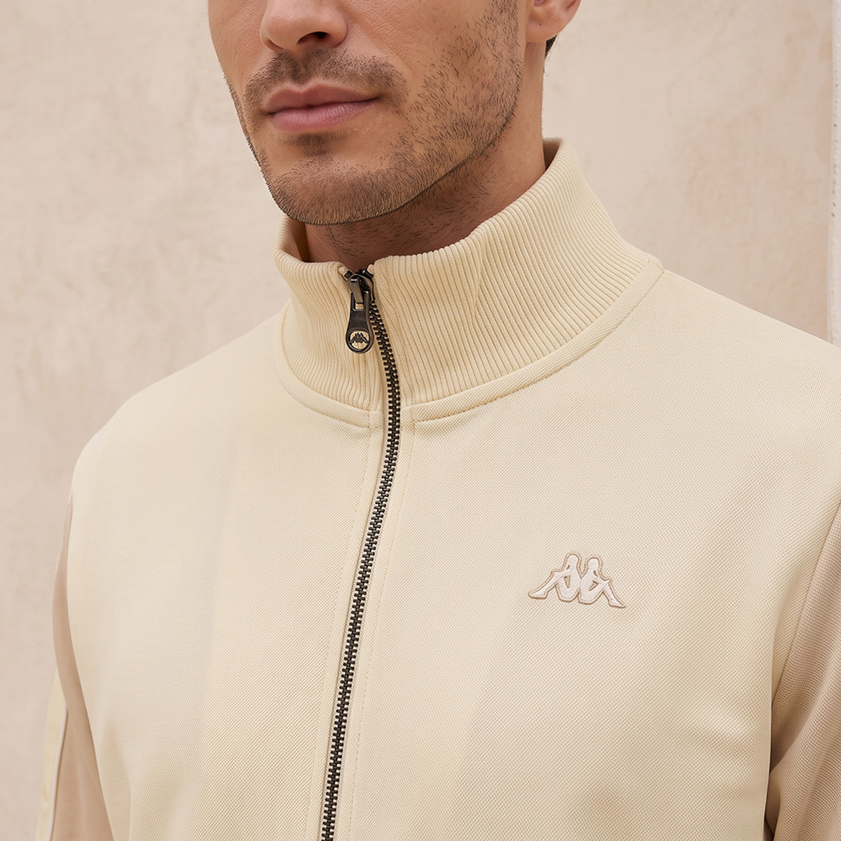 Kappa Jacket with Colourblock Panel-men-clothing-jacketsandblazers-jackets-image-4