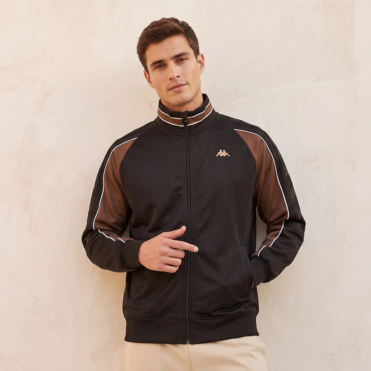 Kappa Jacket with Colourblock Panel-men-clothing-jacketsandblazers-jackets-image-1